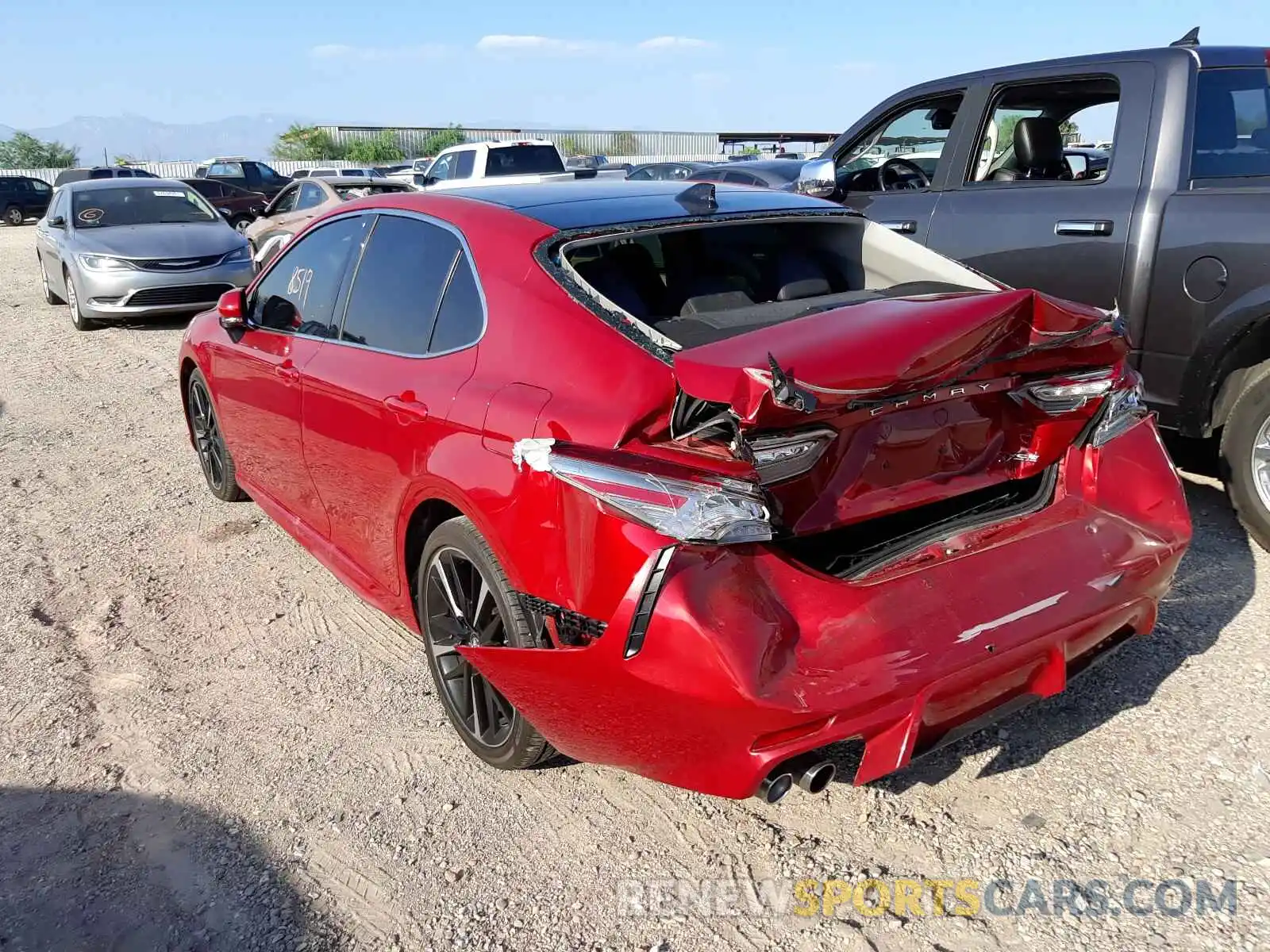 3 Photograph of a damaged car 4T1BZ1HK5KU023405 TOYOTA CAMRY 2019