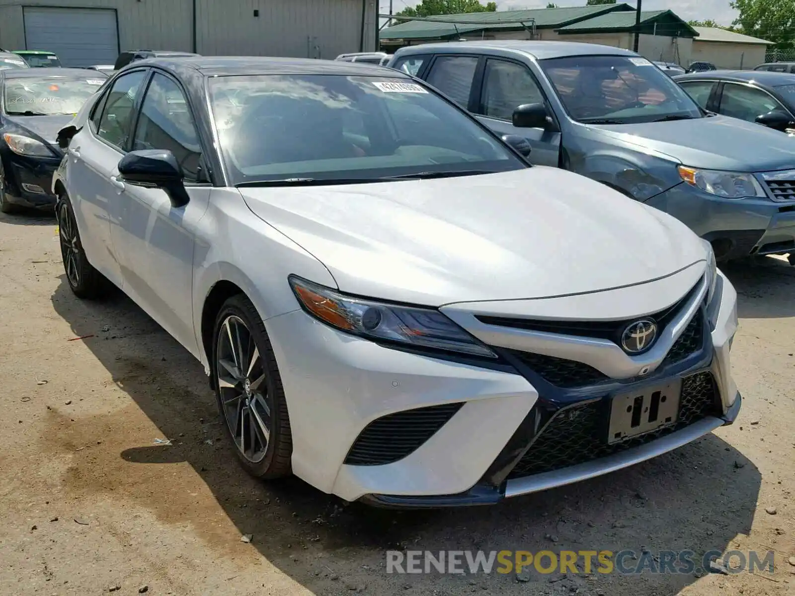 1 Photograph of a damaged car 4T1BZ1HK5KU025204 TOYOTA CAMRY 2019