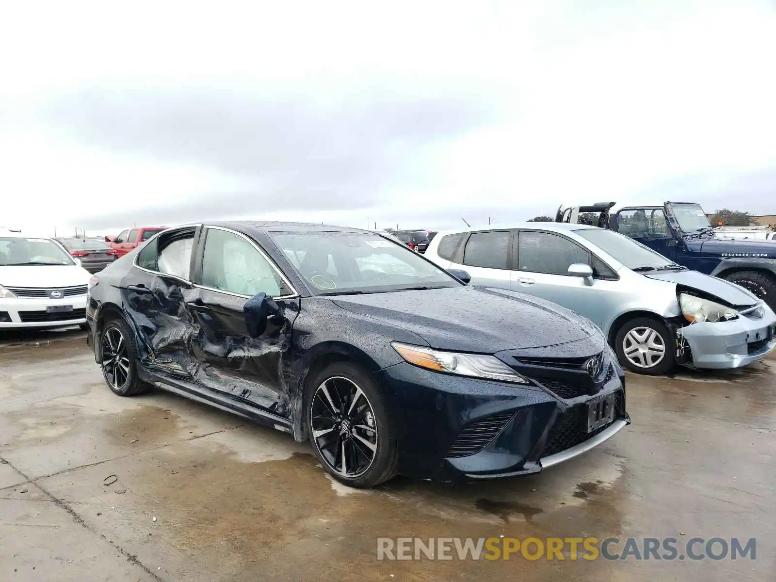 1 Photograph of a damaged car 4T1BZ1HK5KU027115 TOYOTA CAMRY 2019