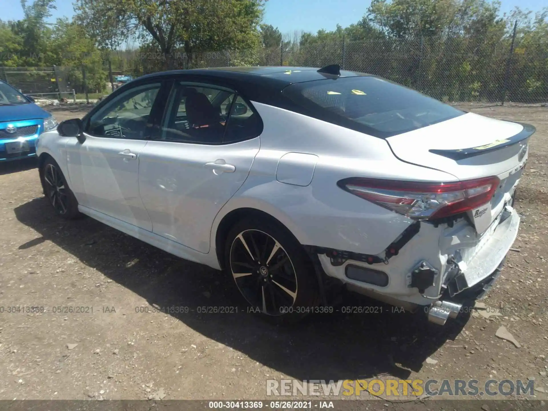 3 Photograph of a damaged car 4T1BZ1HK5KU027681 TOYOTA CAMRY 2019