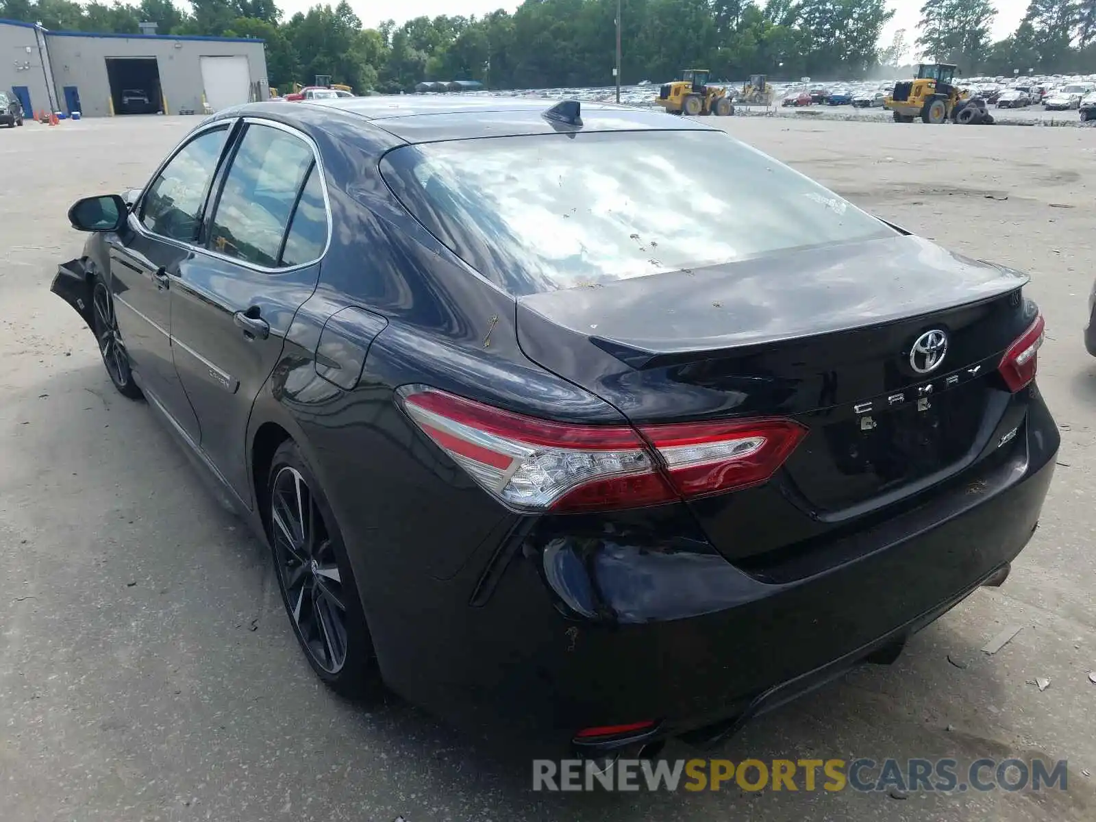 3 Photograph of a damaged car 4T1BZ1HK5KU028393 TOYOTA CAMRY 2019