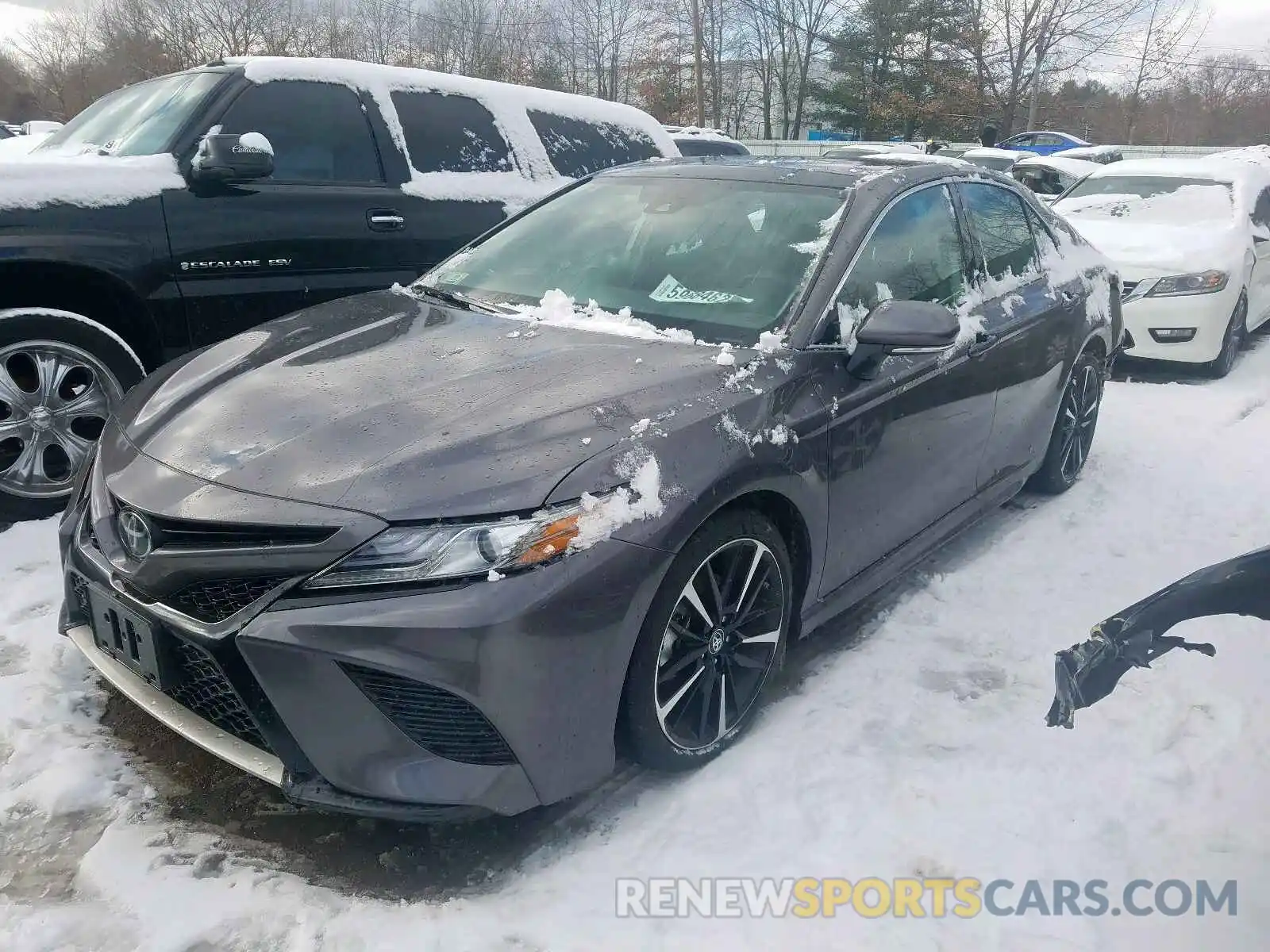 2 Photograph of a damaged car 4T1BZ1HK5KU028927 TOYOTA CAMRY 2019