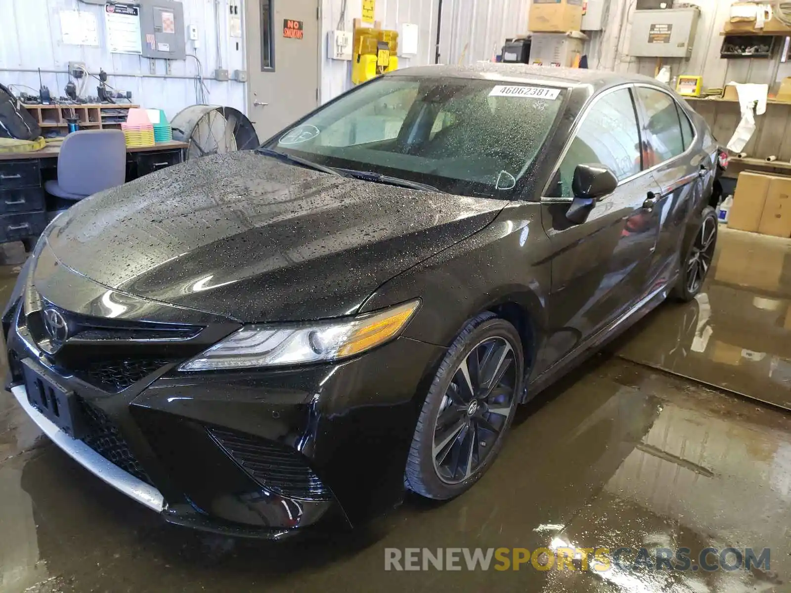 2 Photograph of a damaged car 4T1BZ1HK5KU029754 TOYOTA CAMRY 2019