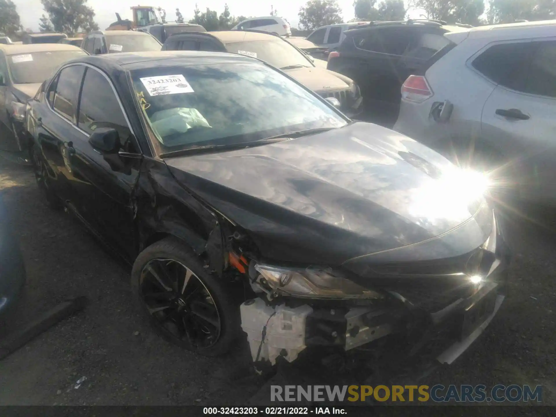 1 Photograph of a damaged car 4T1BZ1HK5KU030970 TOYOTA CAMRY 2019