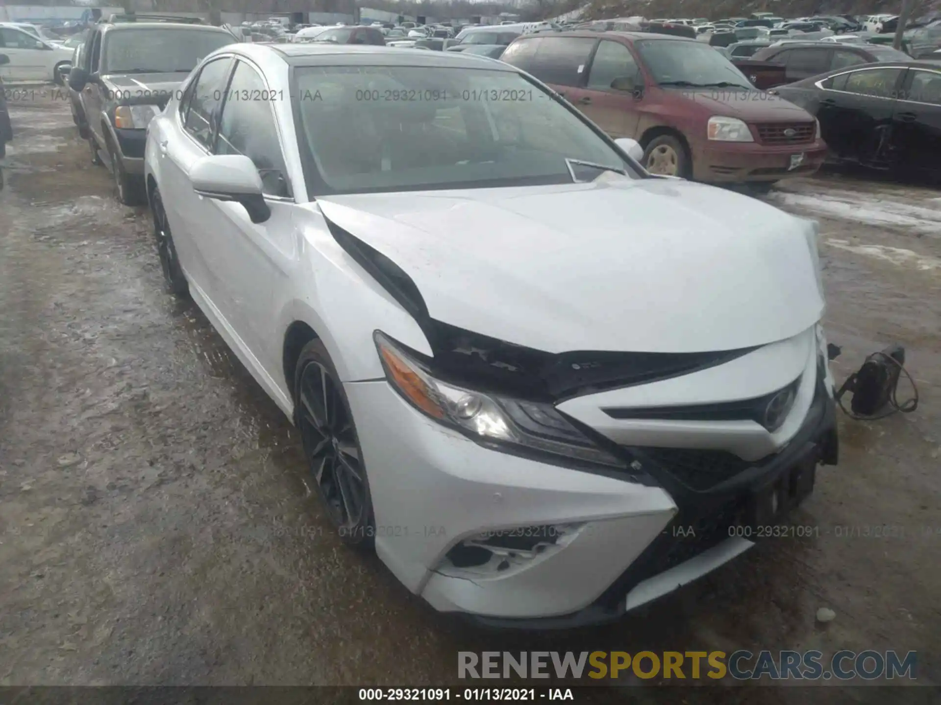 1 Photograph of a damaged car 4T1BZ1HK5KU507459 TOYOTA CAMRY 2019