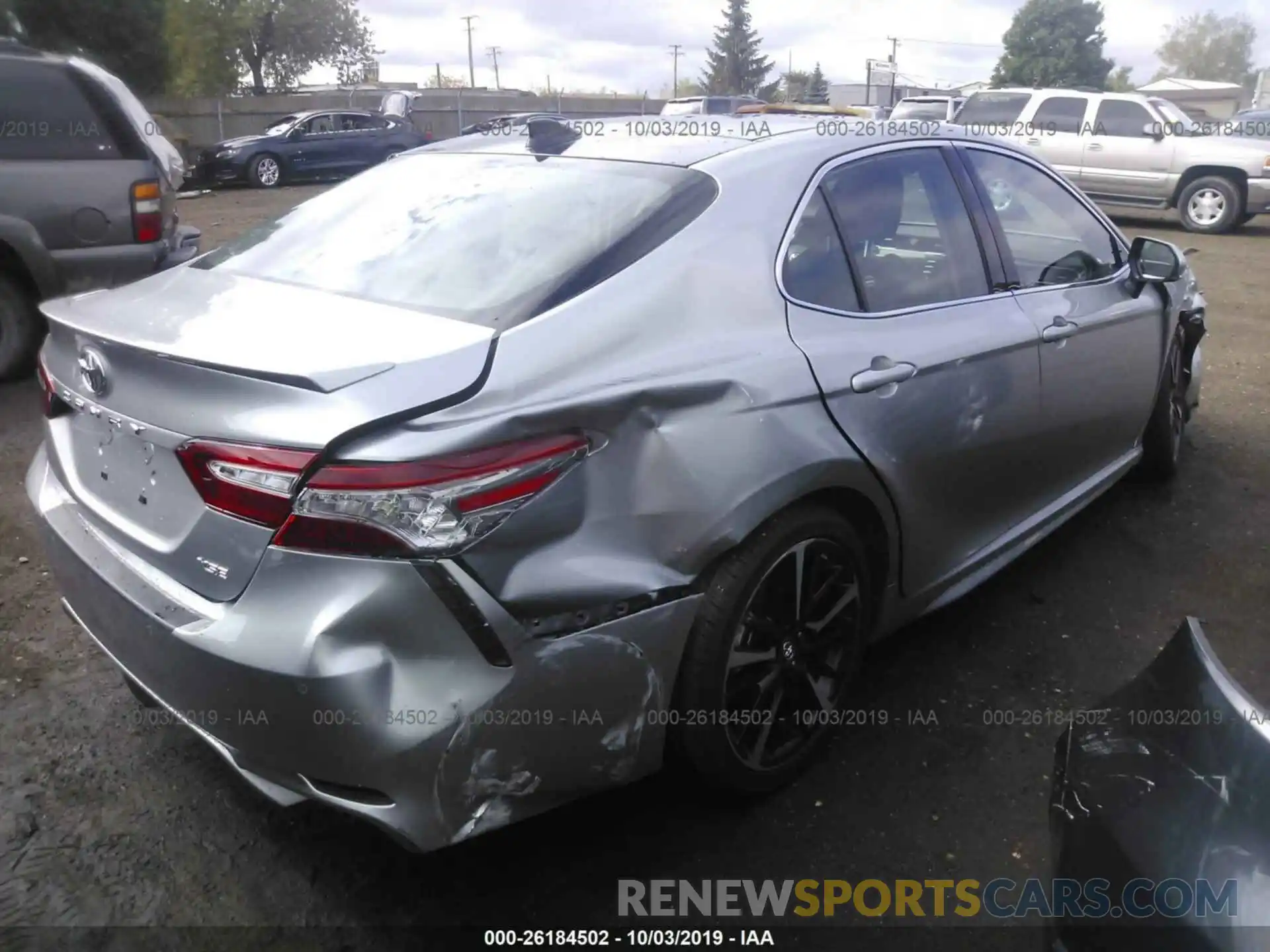 4 Photograph of a damaged car 4T1BZ1HK5KU508028 TOYOTA CAMRY 2019