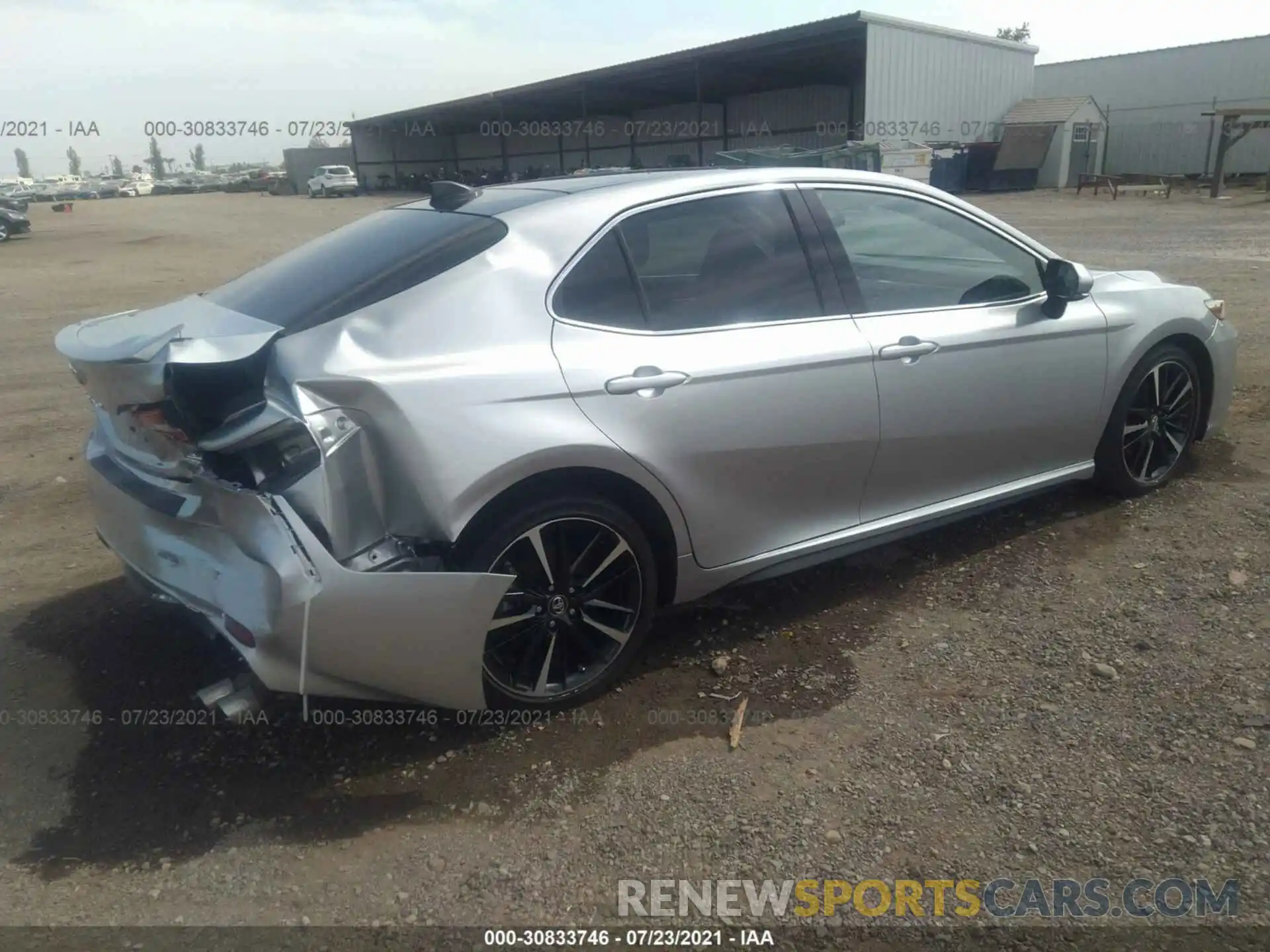 4 Photograph of a damaged car 4T1BZ1HK5KU509342 TOYOTA CAMRY 2019