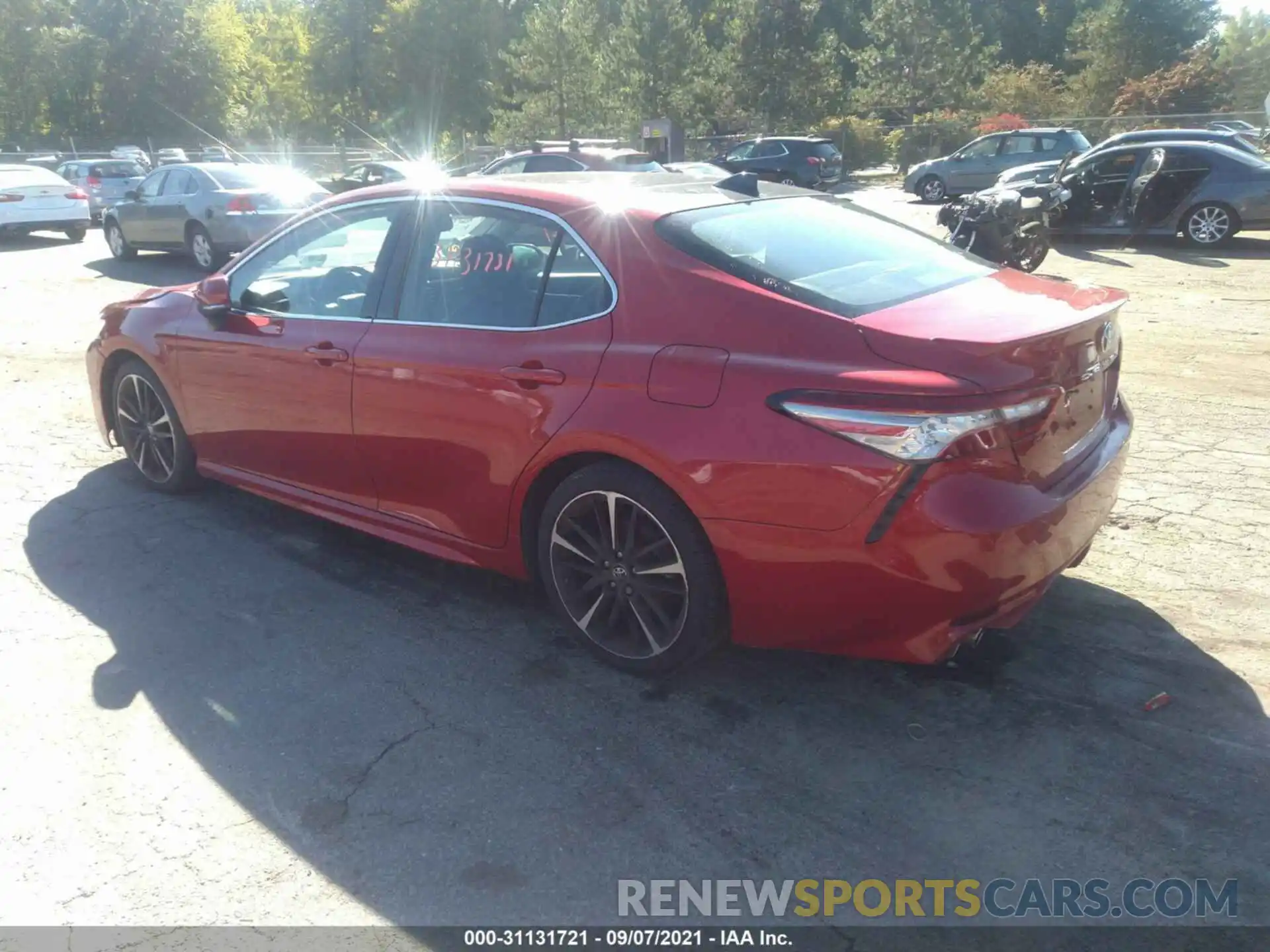 3 Photograph of a damaged car 4T1BZ1HK6KU021937 TOYOTA CAMRY 2019