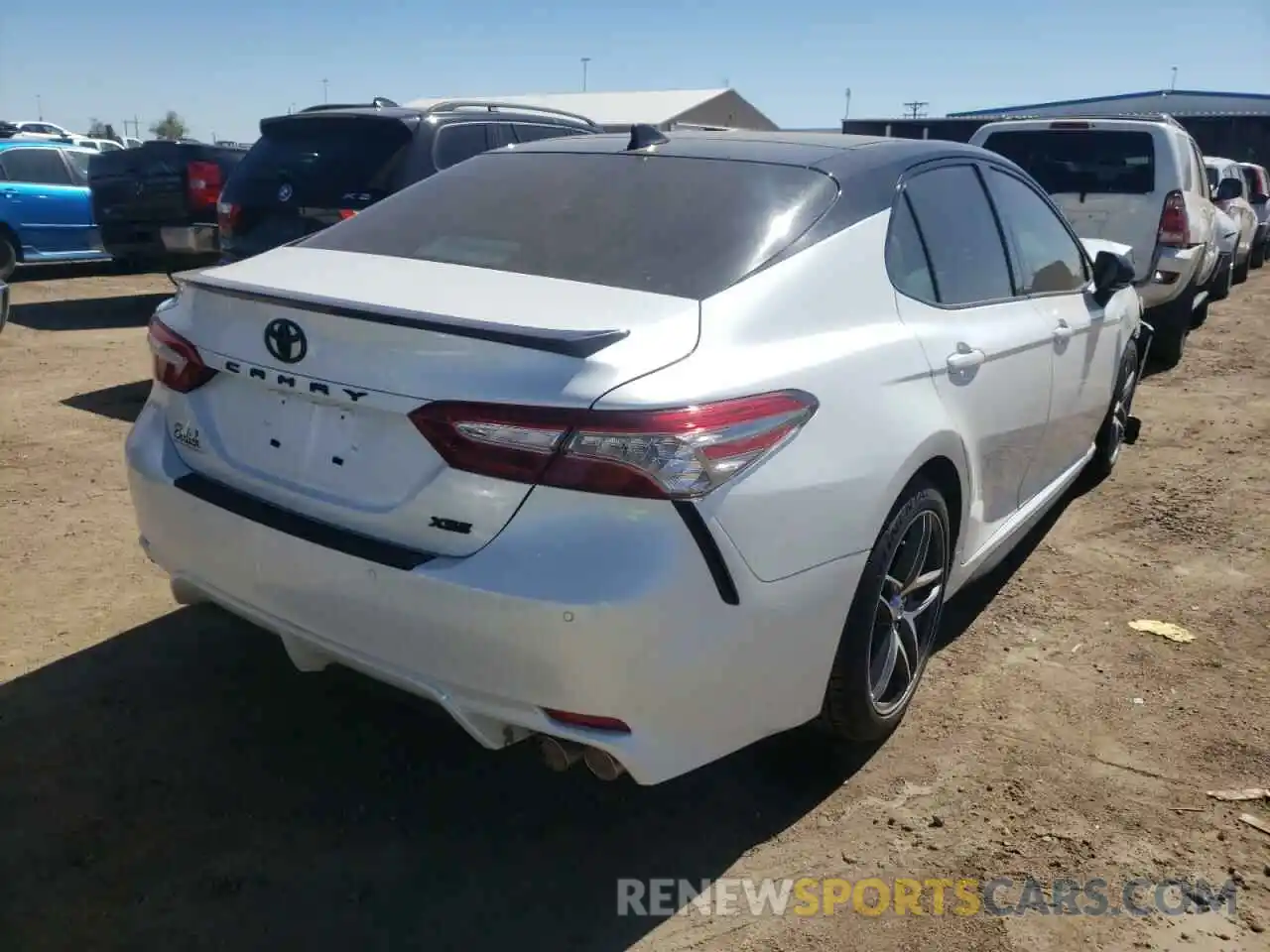 4 Photograph of a damaged car 4T1BZ1HK6KU022165 TOYOTA CAMRY 2019