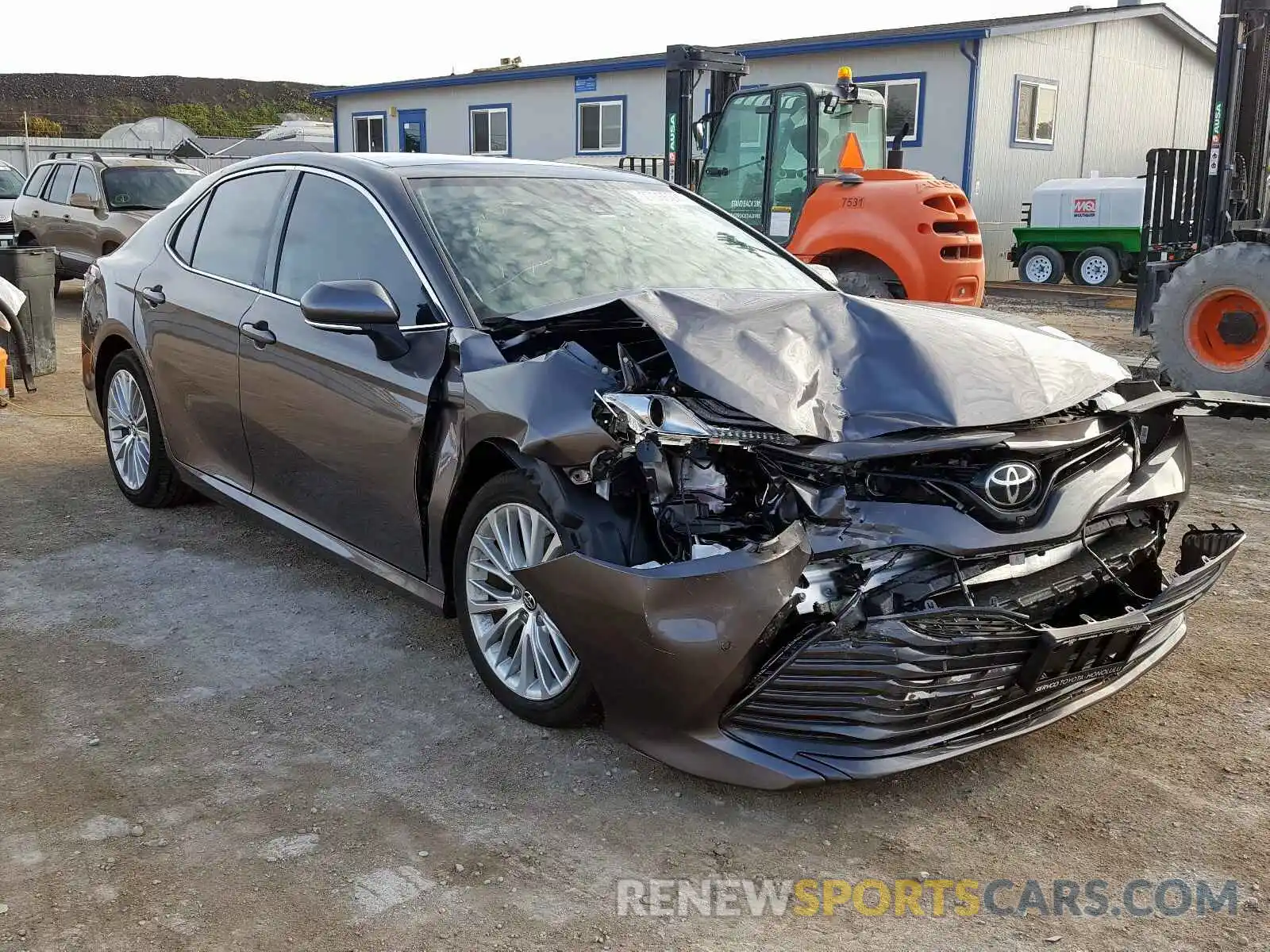 1 Photograph of a damaged car 4T1BZ1HK6KU023235 TOYOTA CAMRY 2019