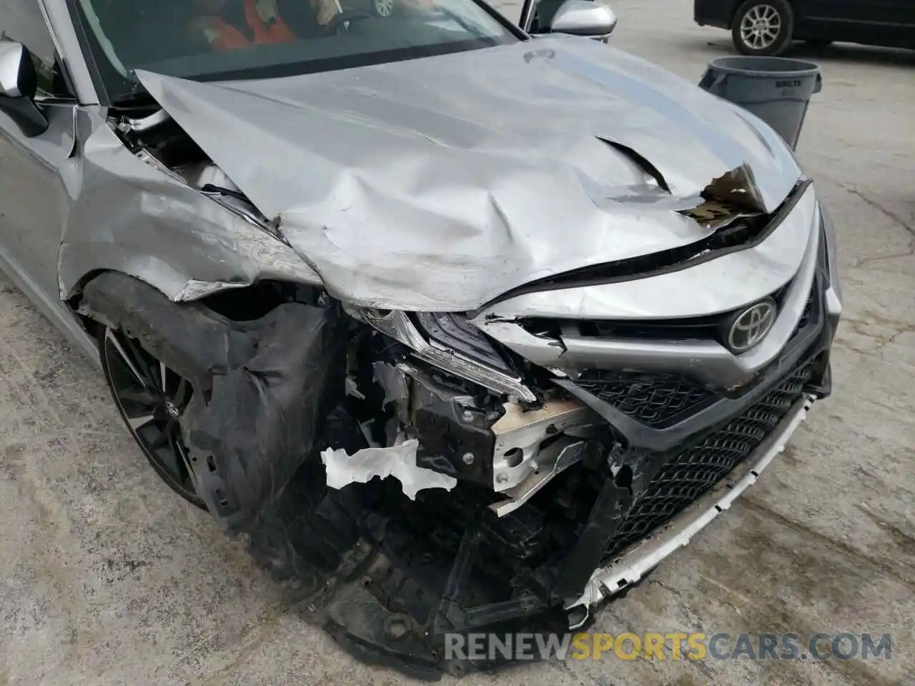 9 Photograph of a damaged car 4T1BZ1HK6KU023428 TOYOTA CAMRY 2019