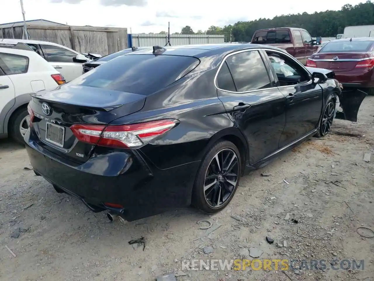 4 Photograph of a damaged car 4T1BZ1HK6KU023932 TOYOTA CAMRY 2019