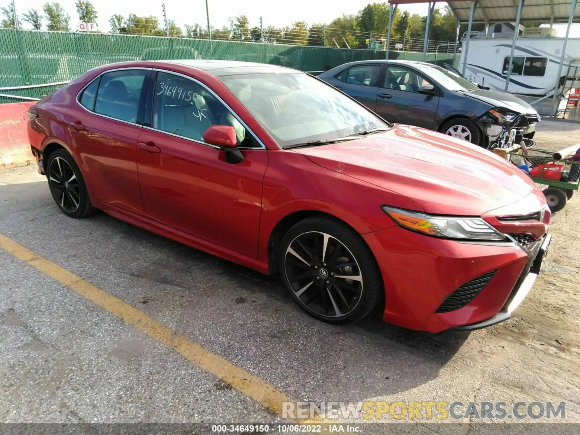 1 Photograph of a damaged car 4T1BZ1HK6KU024062 TOYOTA CAMRY 2019