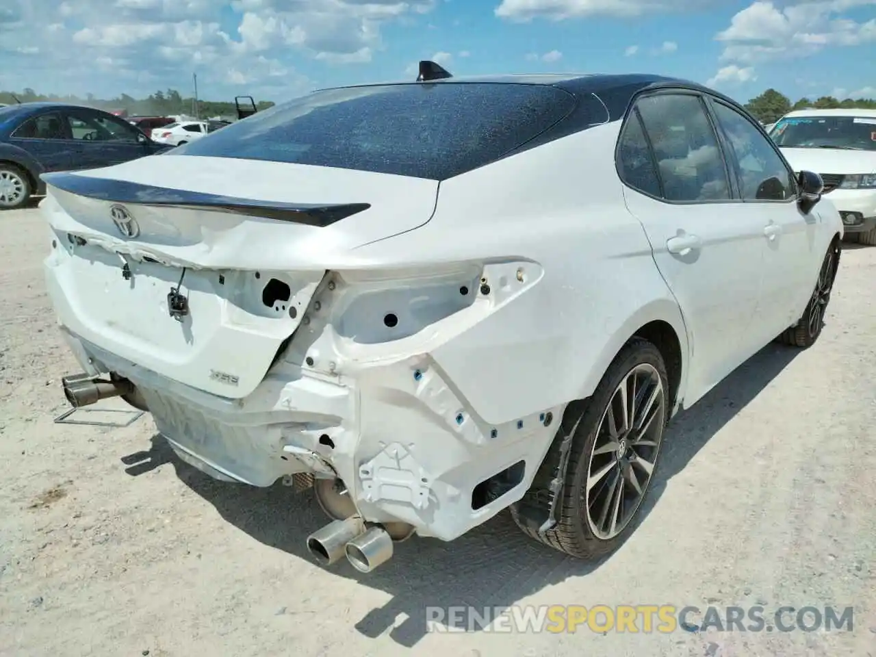 4 Фотография поврежденного автомобиля 4T1BZ1HK6KU024546 TOYOTA CAMRY 2019