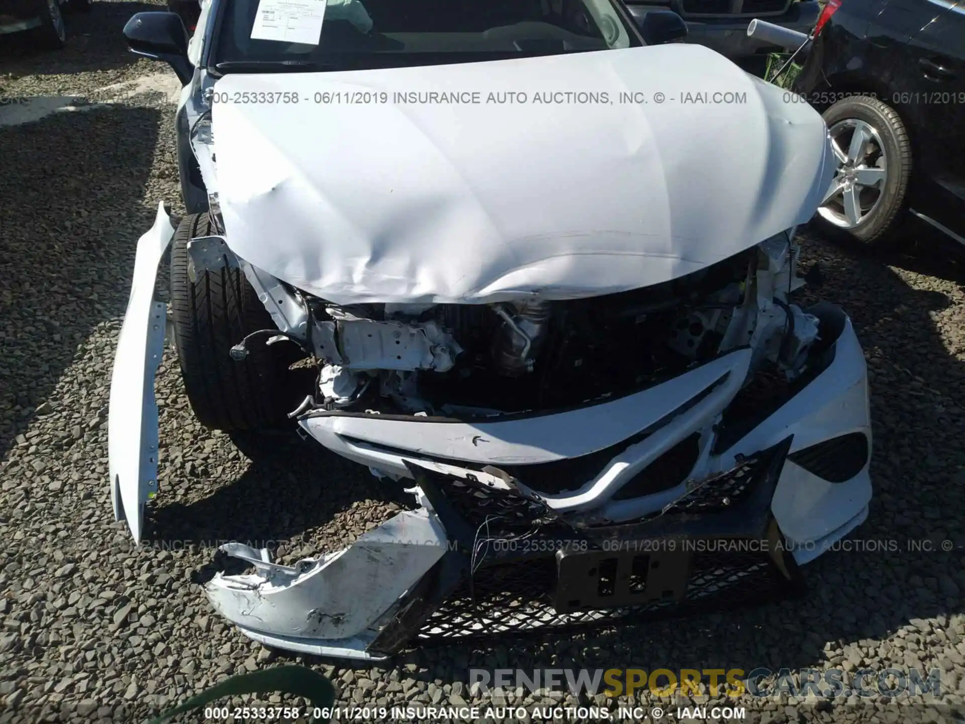 6 Photograph of a damaged car 4T1BZ1HK6KU025177 TOYOTA CAMRY 2019