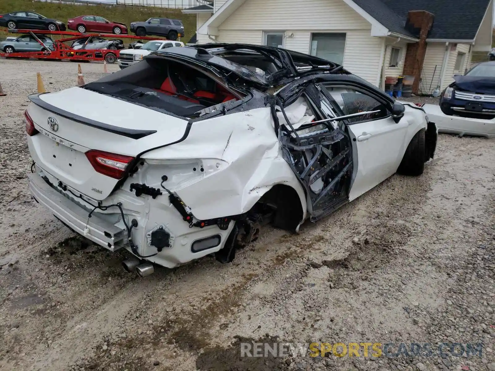 4 Photograph of a damaged car 4T1BZ1HK6KU025373 TOYOTA CAMRY 2019