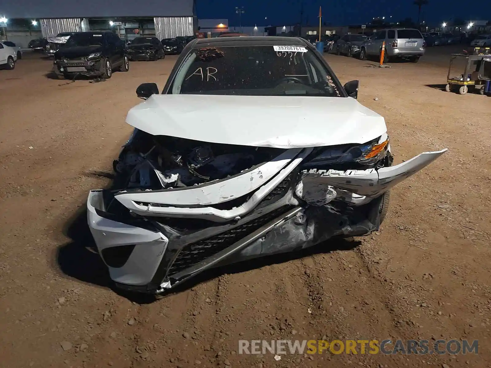 9 Photograph of a damaged car 4T1BZ1HK6KU025874 TOYOTA CAMRY 2019