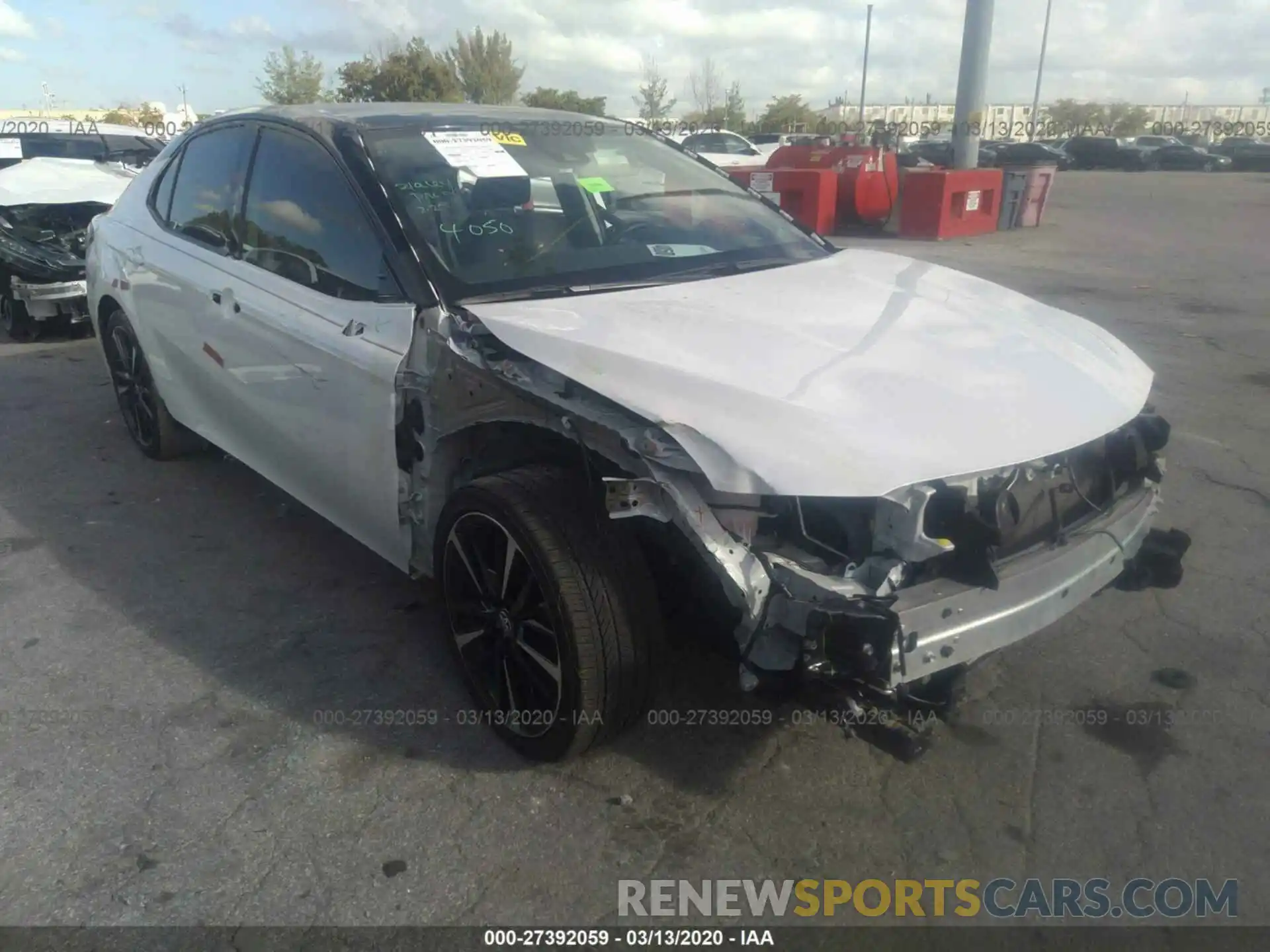 1 Photograph of a damaged car 4T1BZ1HK6KU026426 TOYOTA CAMRY 2019