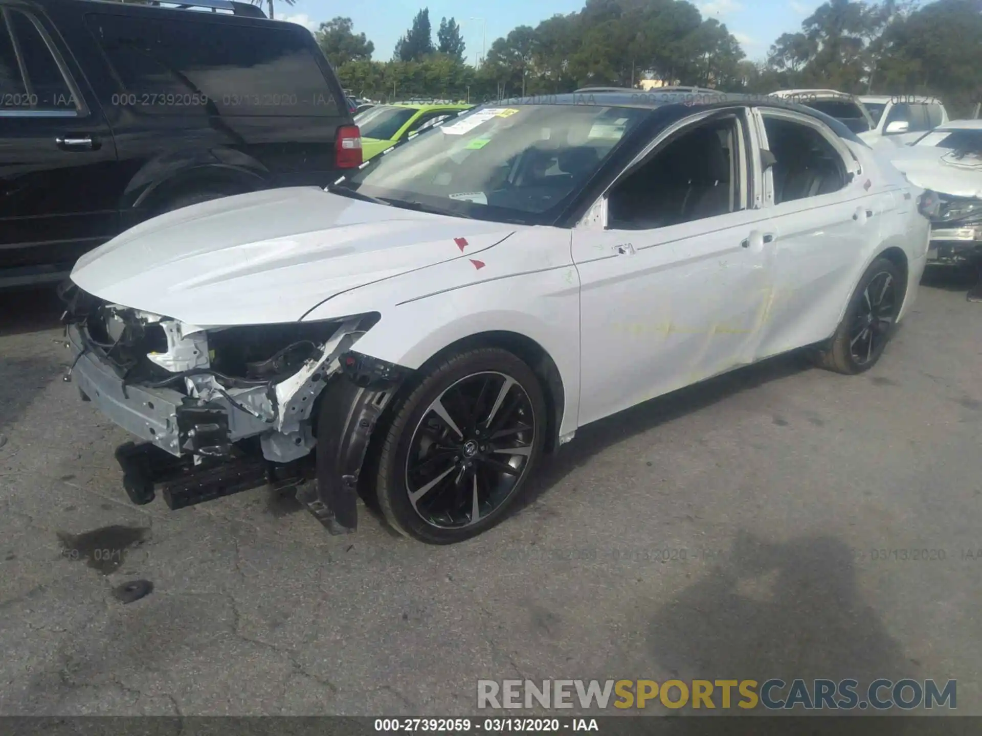 2 Photograph of a damaged car 4T1BZ1HK6KU026426 TOYOTA CAMRY 2019