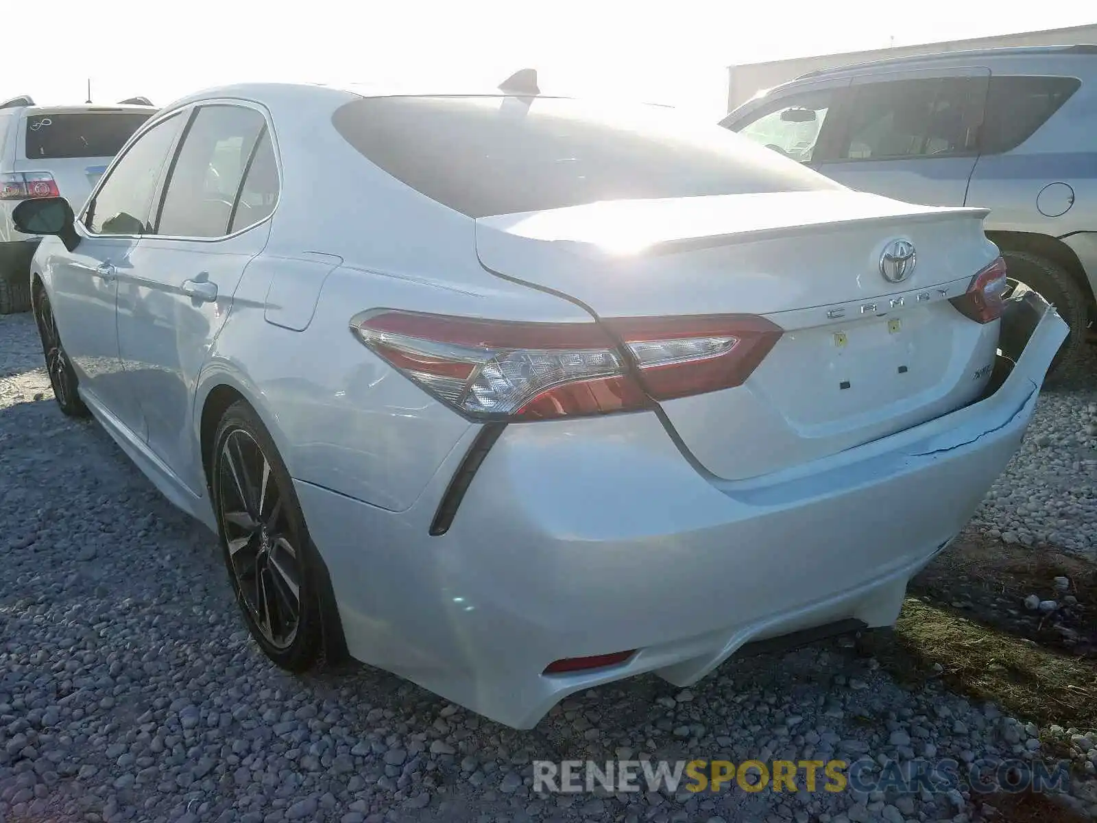 3 Photograph of a damaged car 4T1BZ1HK6KU026555 TOYOTA CAMRY 2019