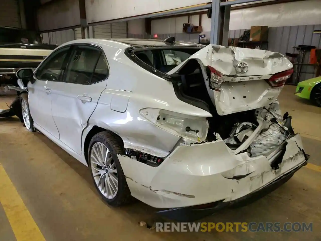 9 Photograph of a damaged car 4T1BZ1HK6KU027463 TOYOTA CAMRY 2019