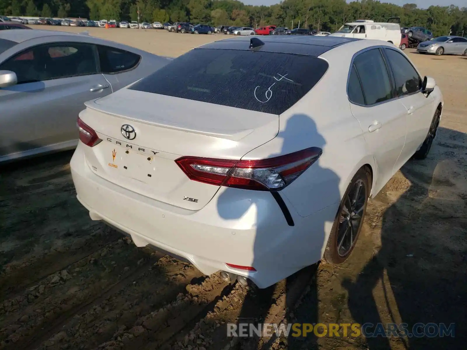 4 Фотография поврежденного автомобиля 4T1BZ1HK6KU027558 TOYOTA CAMRY 2019