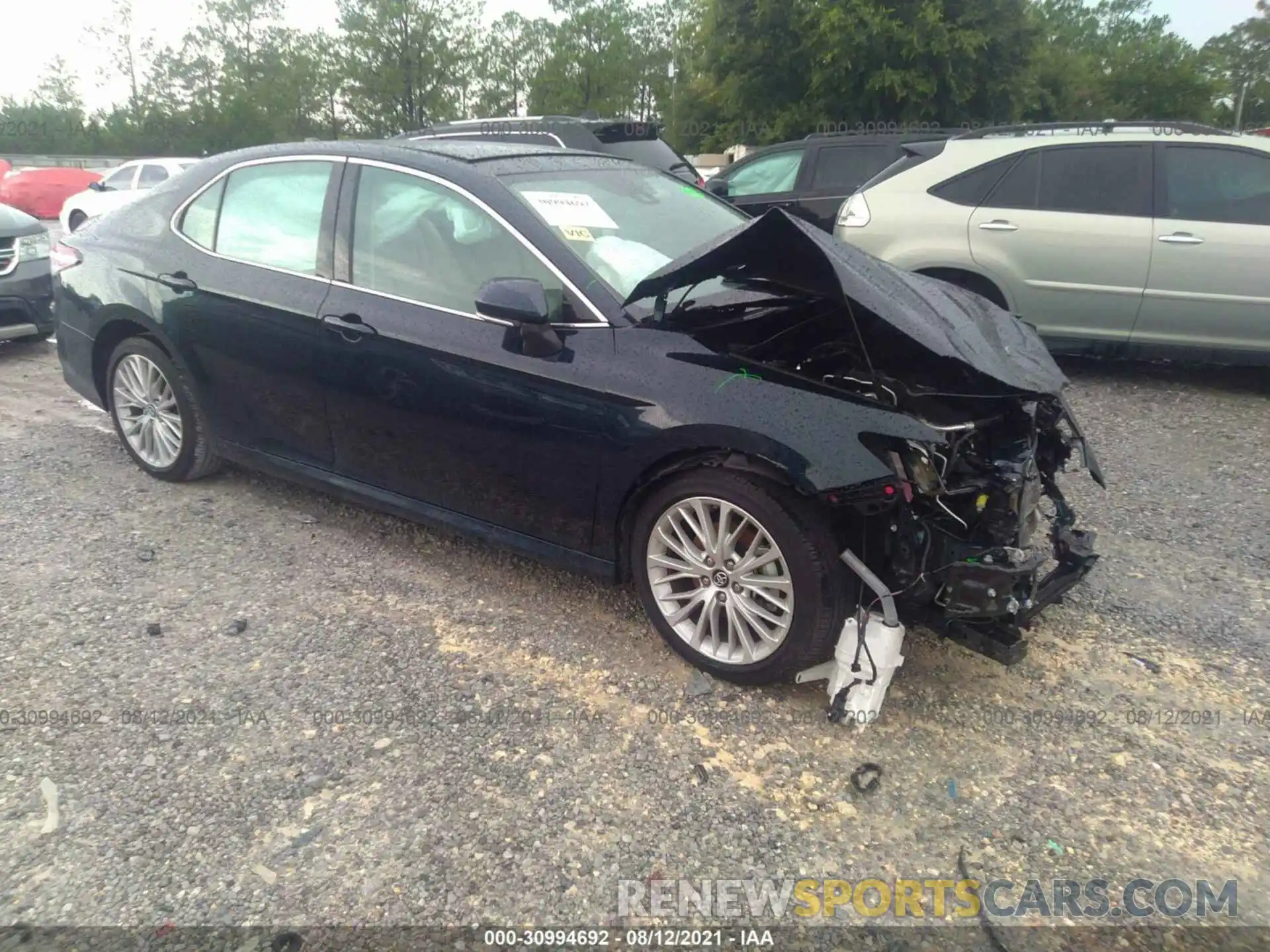 1 Photograph of a damaged car 4T1BZ1HK6KU030640 TOYOTA CAMRY 2019