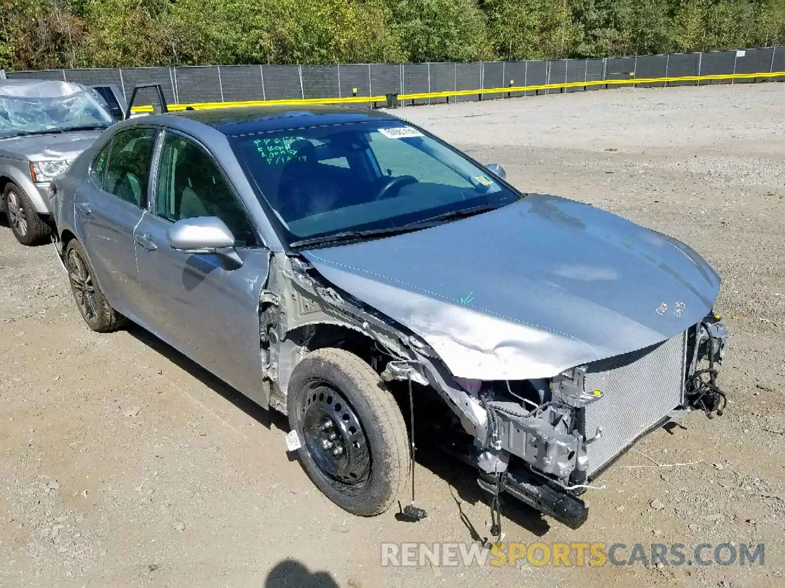 1 Photograph of a damaged car 4T1BZ1HK6KU507650 TOYOTA CAMRY 2019