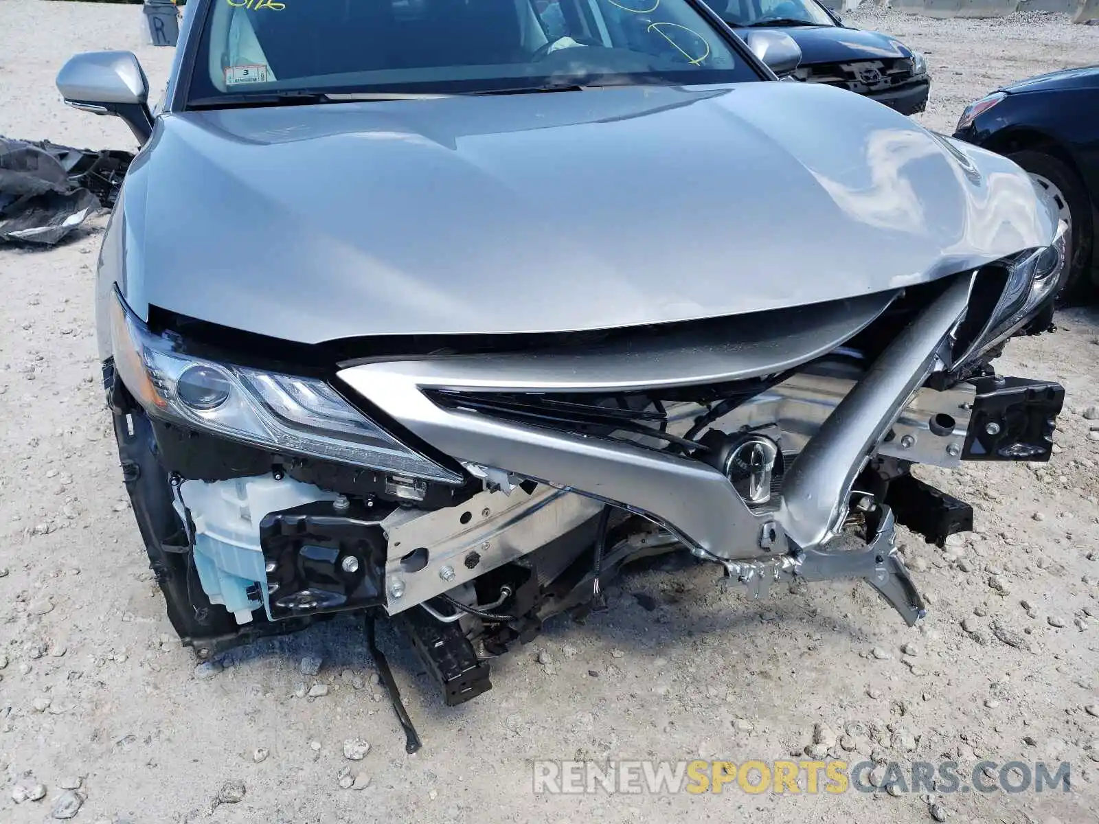 9 Photograph of a damaged car 4T1BZ1HK6KU508412 TOYOTA CAMRY 2019