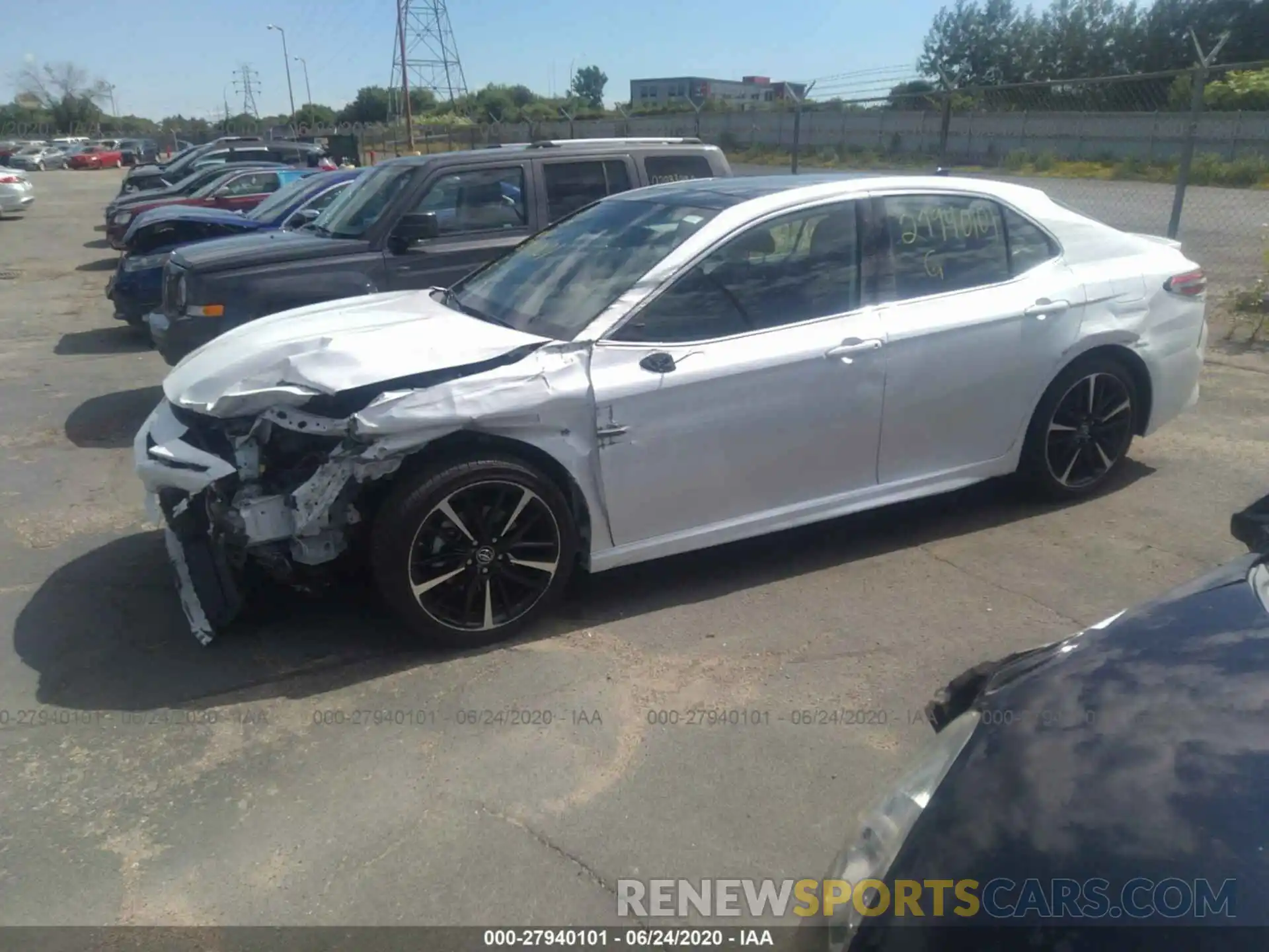 2 Photograph of a damaged car 4T1BZ1HK6KU509852 TOYOTA CAMRY 2019