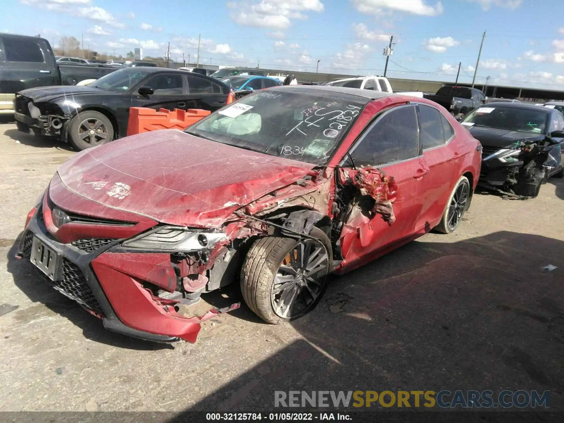 2 Photograph of a damaged car 4T1BZ1HK7KU021834 TOYOTA CAMRY 2019