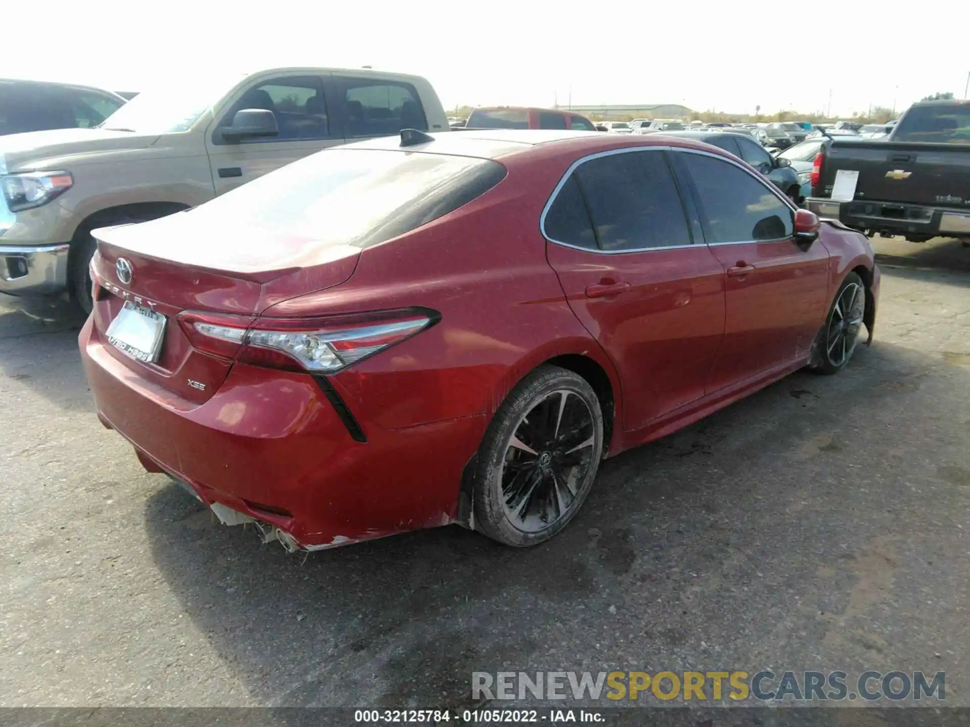 4 Photograph of a damaged car 4T1BZ1HK7KU021834 TOYOTA CAMRY 2019