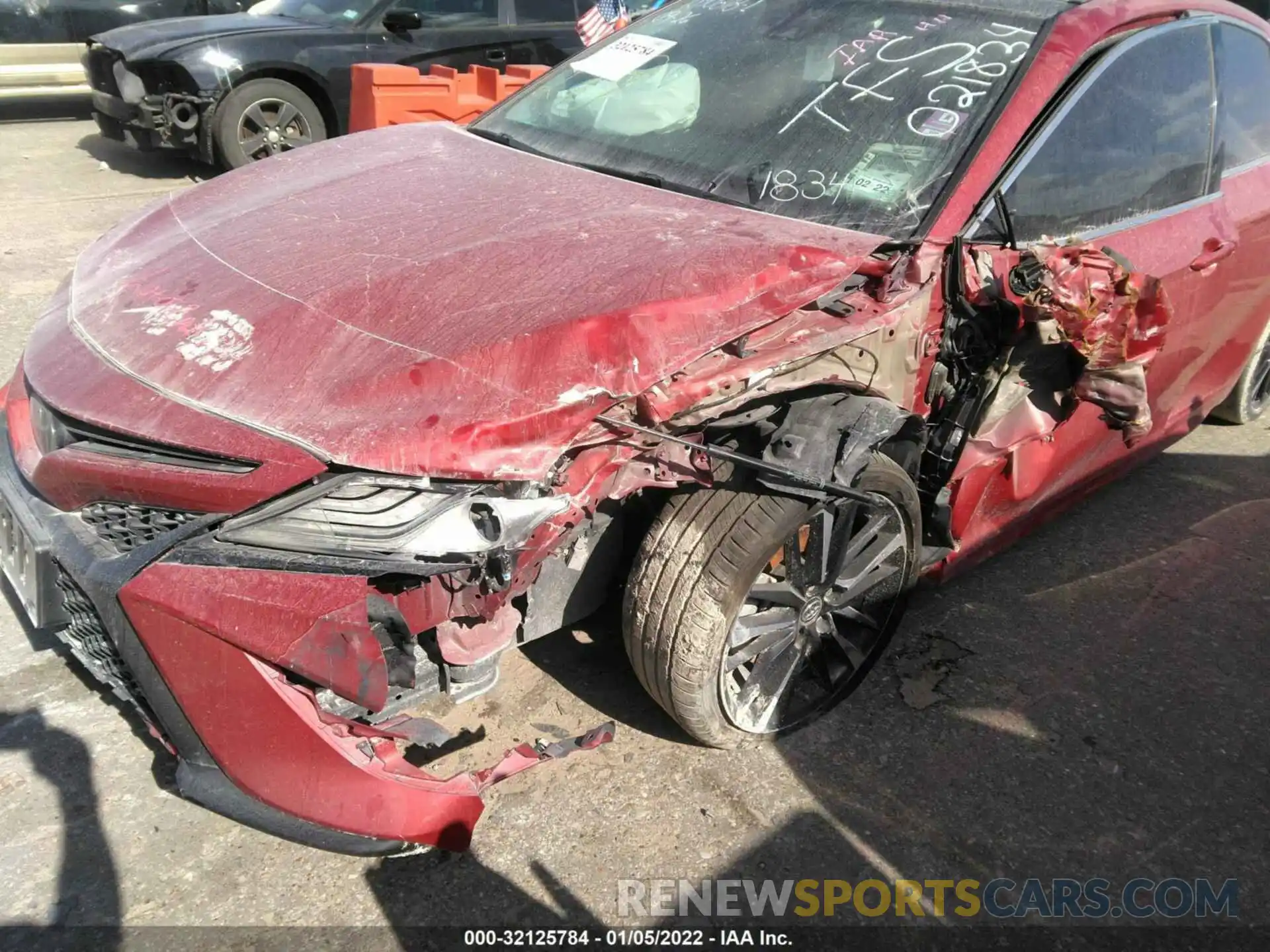 6 Photograph of a damaged car 4T1BZ1HK7KU021834 TOYOTA CAMRY 2019