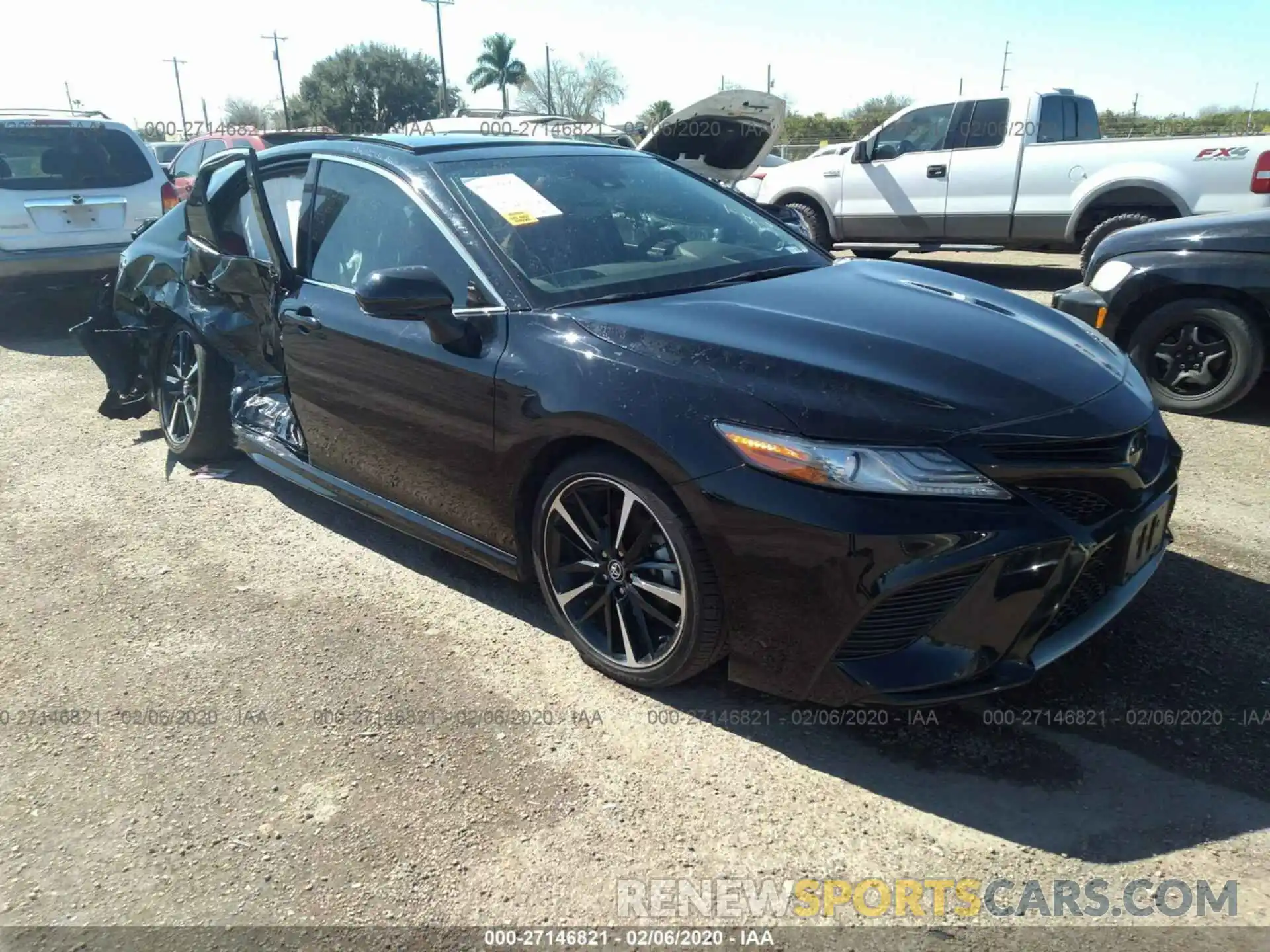 1 Photograph of a damaged car 4T1BZ1HK7KU022160 TOYOTA CAMRY 2019