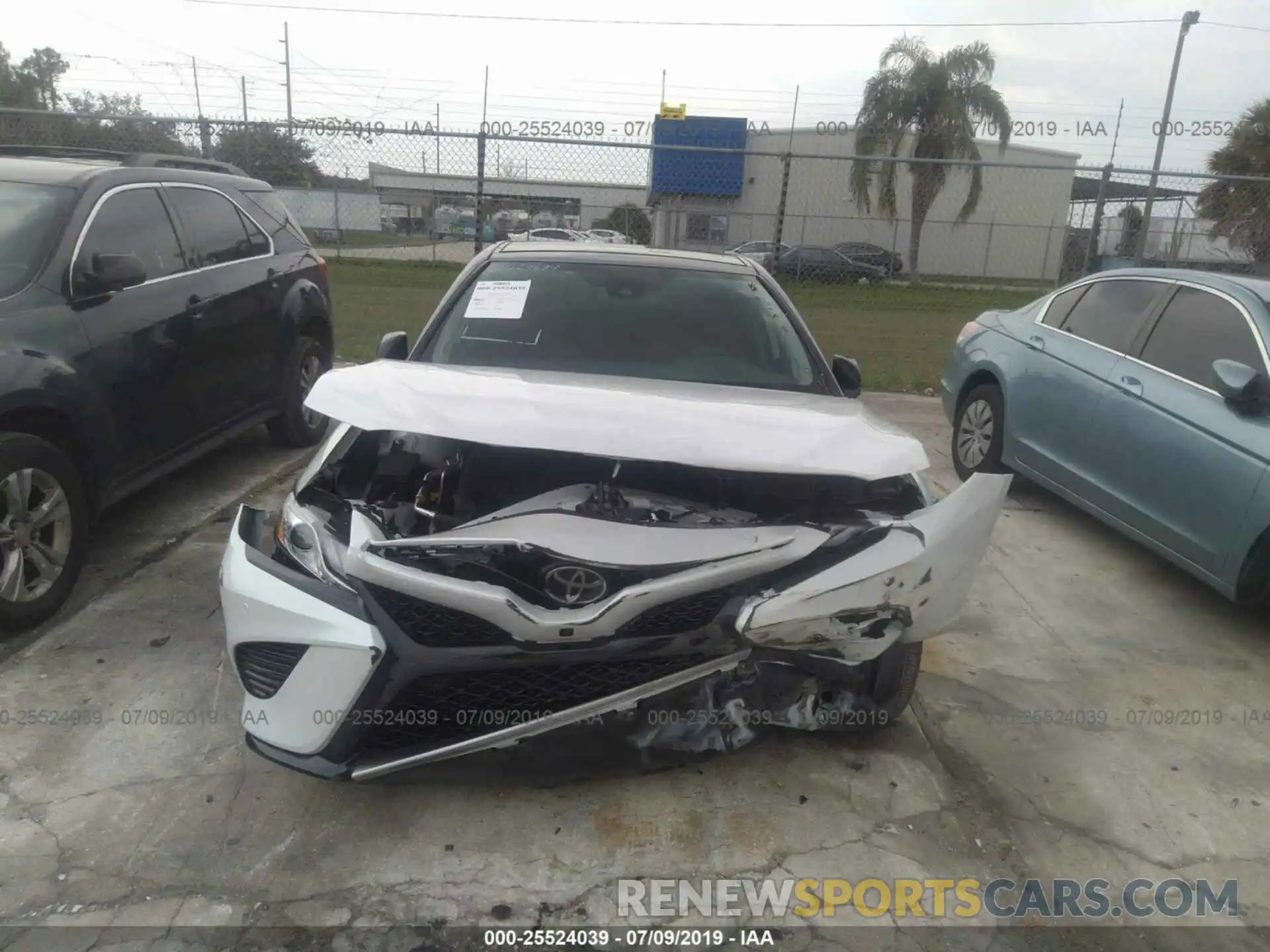 6 Photograph of a damaged car 4T1BZ1HK7KU024684 TOYOTA CAMRY 2019