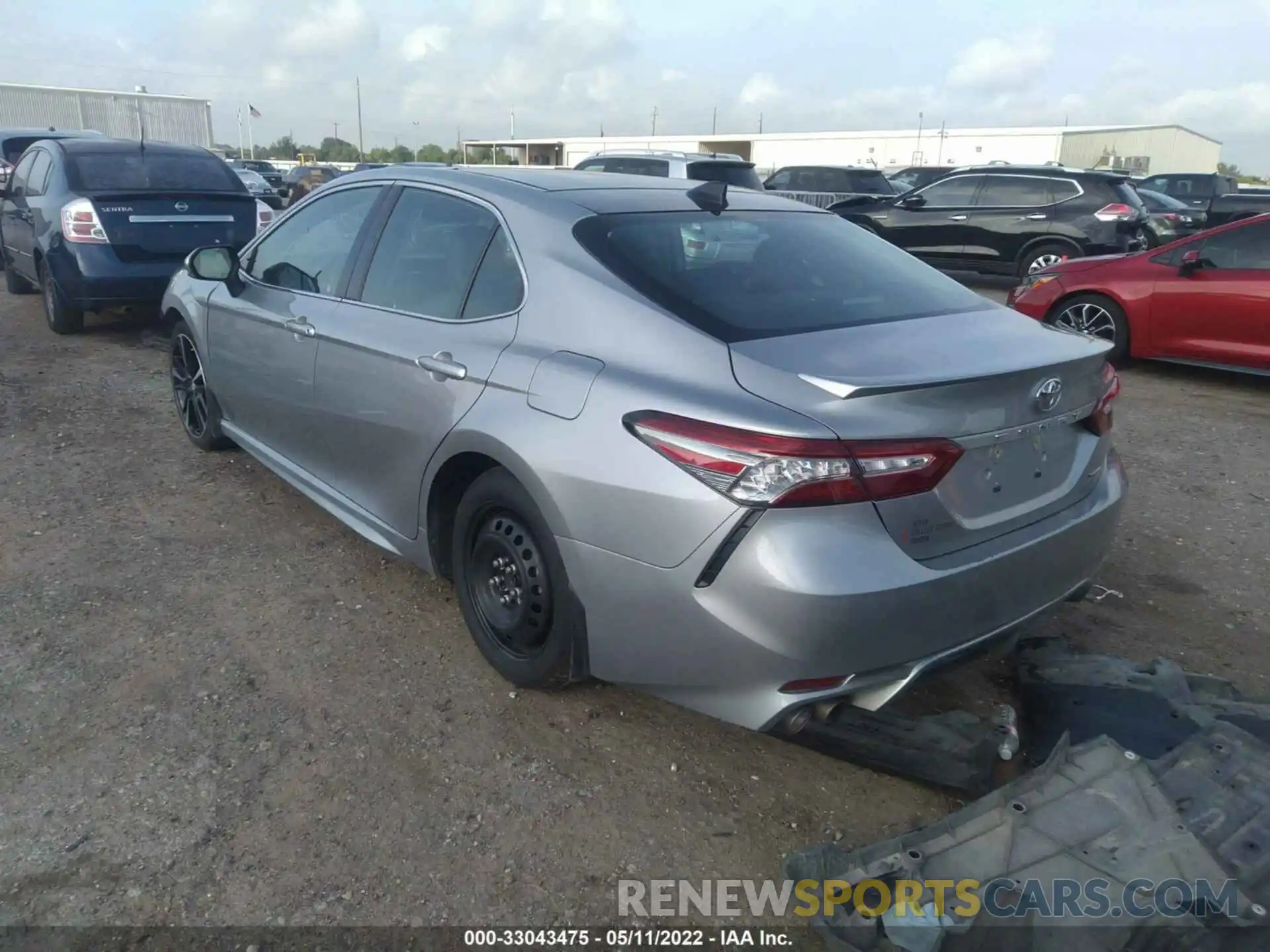 3 Photograph of a damaged car 4T1BZ1HK7KU027469 TOYOTA CAMRY 2019