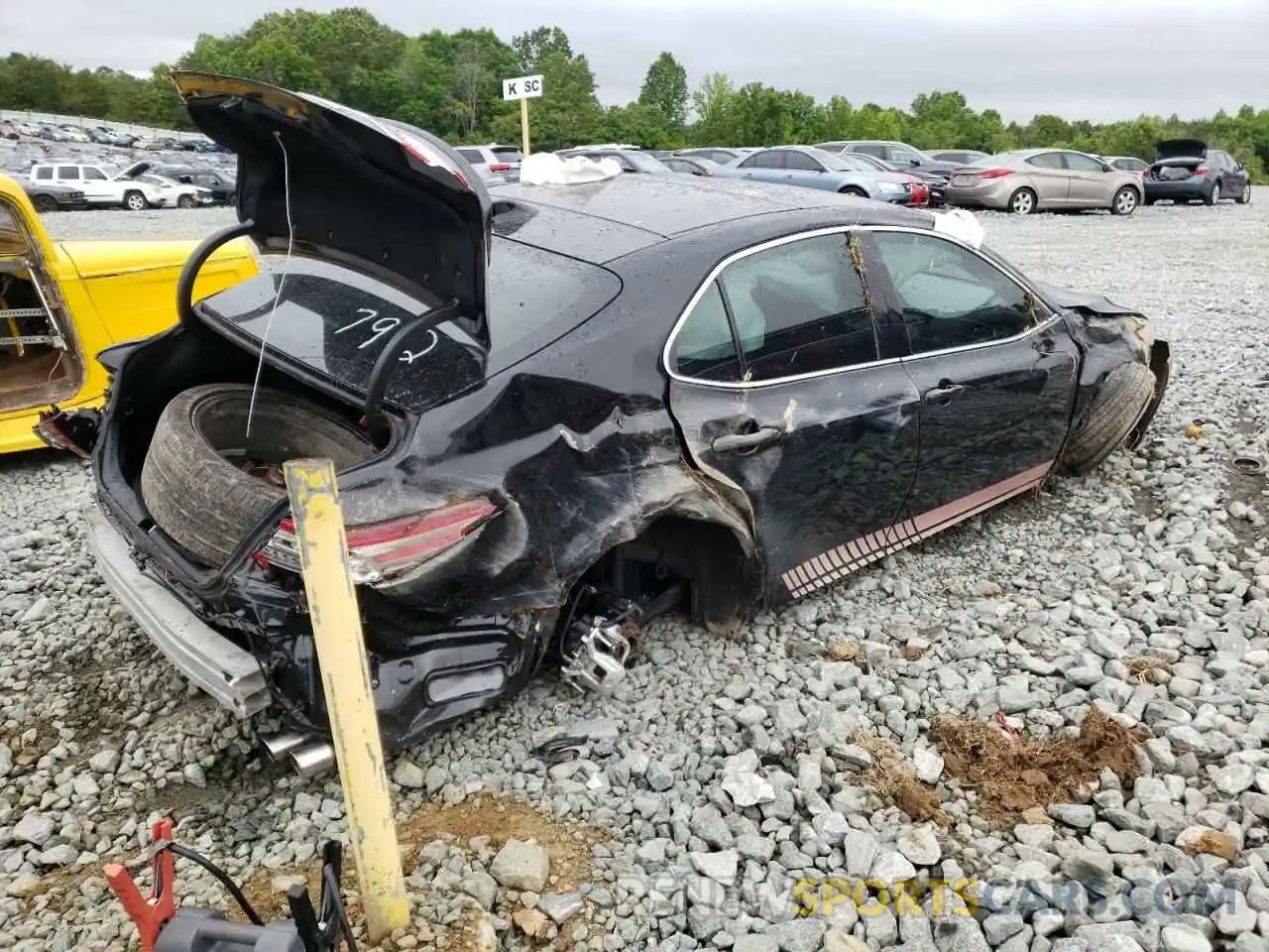 4 Photograph of a damaged car 4T1BZ1HK7KU027942 TOYOTA CAMRY 2019