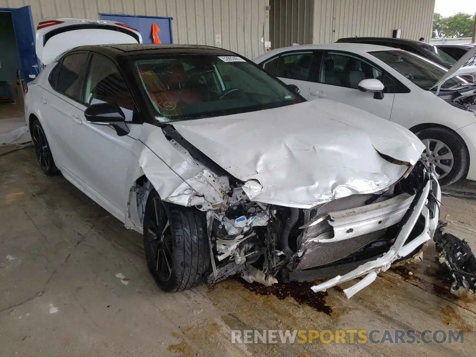 1 Photograph of a damaged car 4T1BZ1HK7KU028363 TOYOTA CAMRY 2019