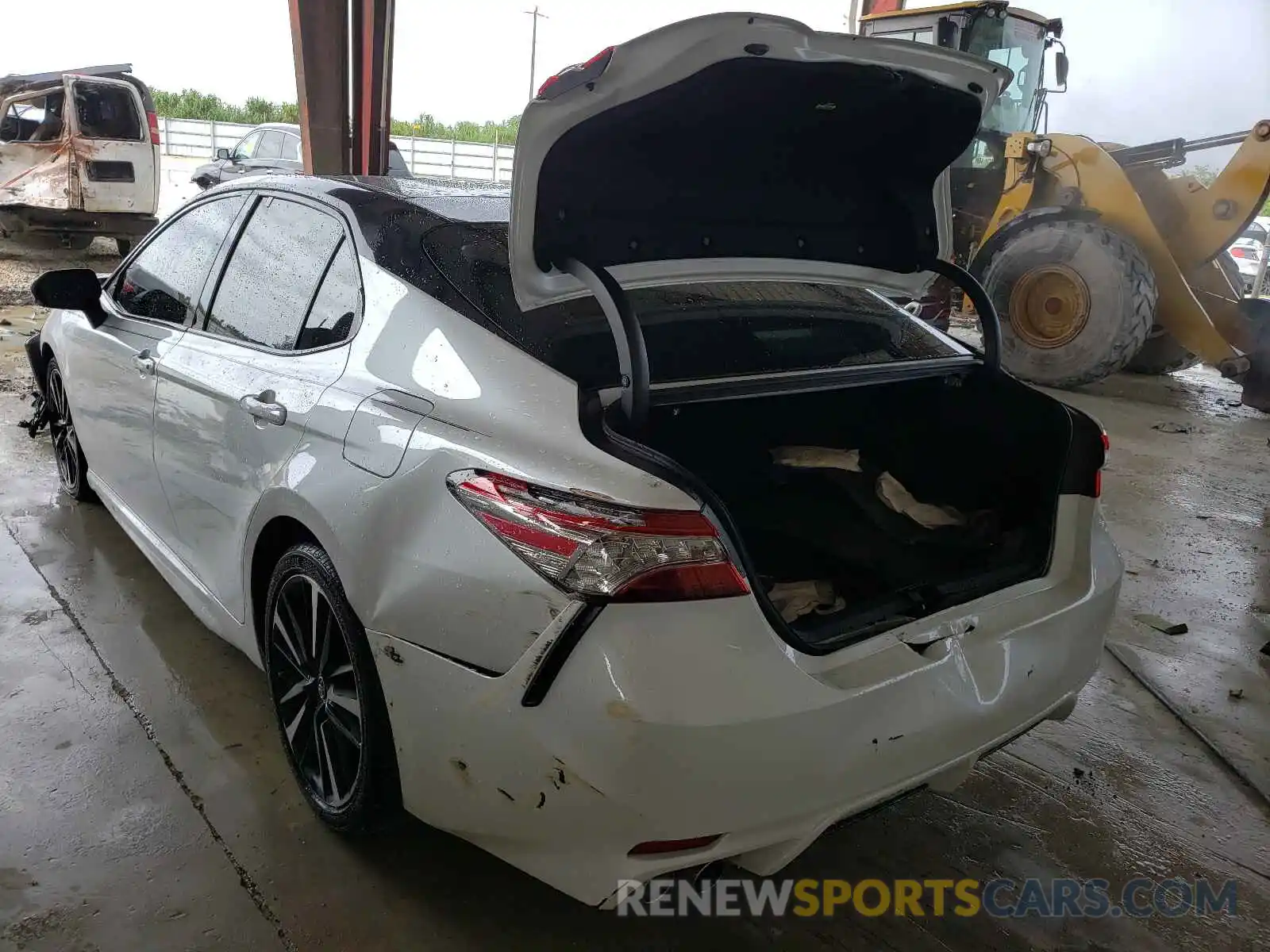 3 Photograph of a damaged car 4T1BZ1HK7KU028363 TOYOTA CAMRY 2019