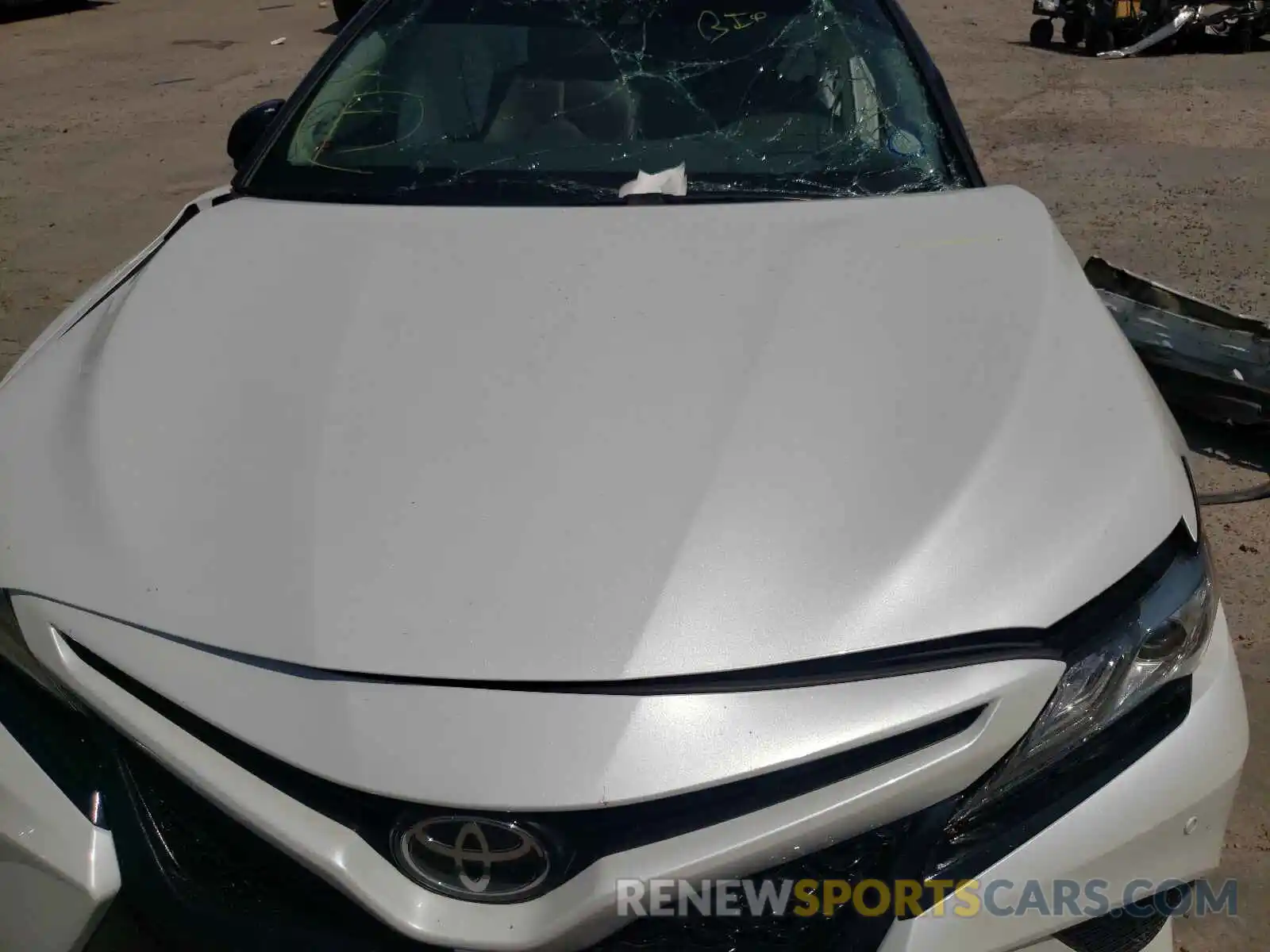 7 Photograph of a damaged car 4T1BZ1HK7KU028380 TOYOTA CAMRY 2019