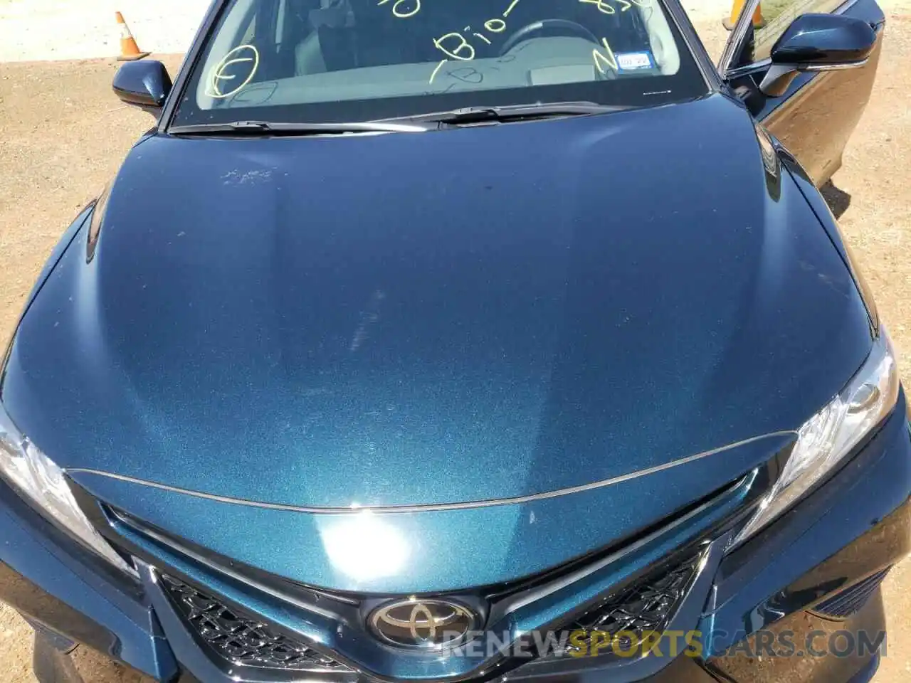 7 Photograph of a damaged car 4T1BZ1HK7KU028587 TOYOTA CAMRY 2019