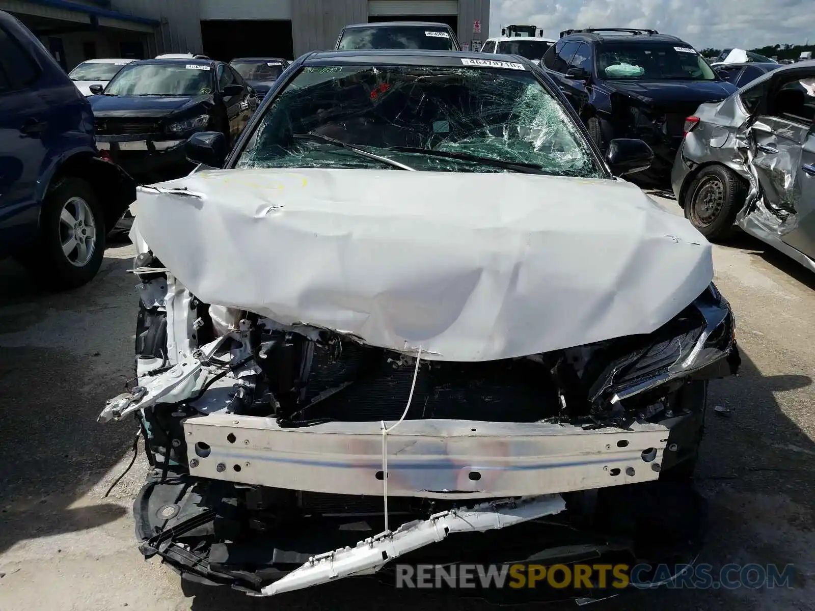 9 Photograph of a damaged car 4T1BZ1HK7KU028704 TOYOTA CAMRY 2019