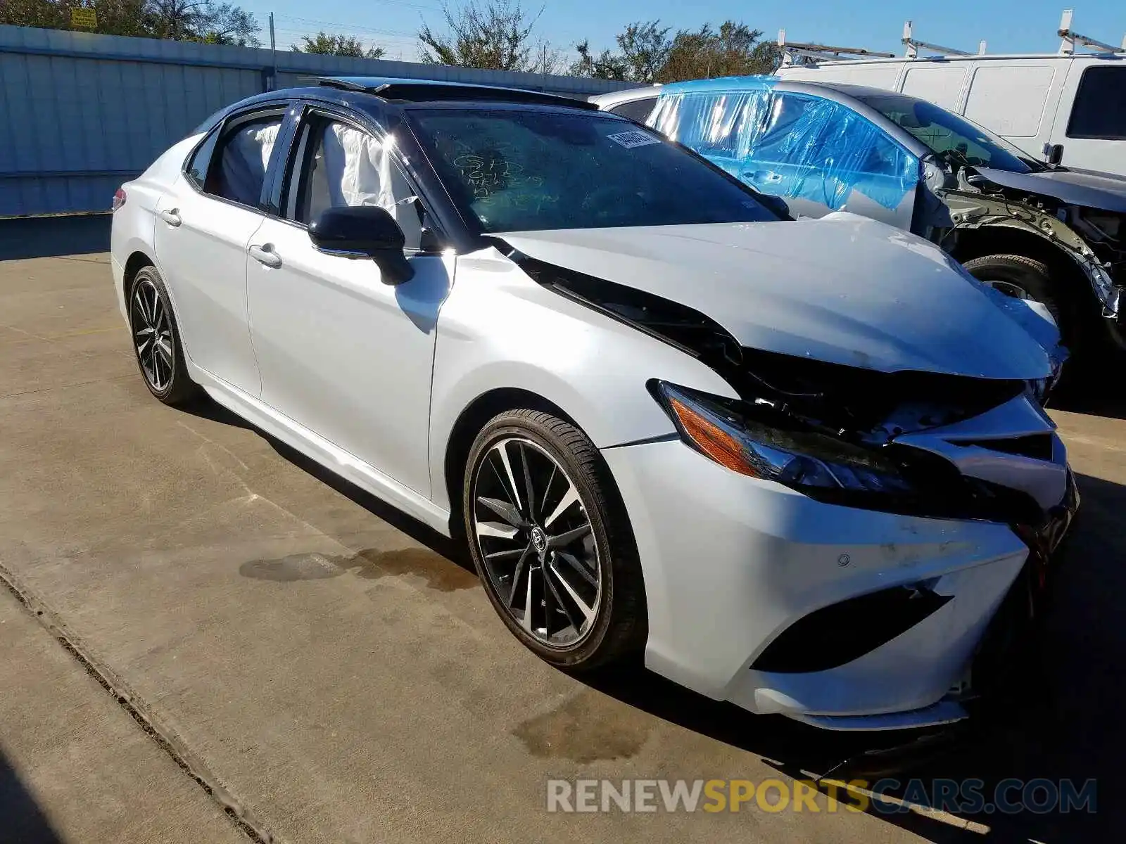 1 Photograph of a damaged car 4T1BZ1HK7KU029660 TOYOTA CAMRY 2019