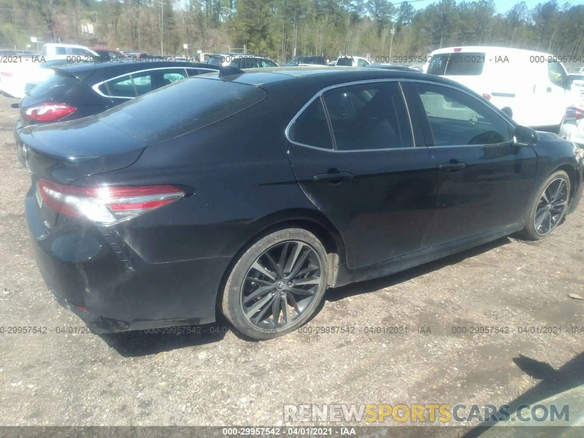 4 Photograph of a damaged car 4T1BZ1HK7KU033045 TOYOTA CAMRY 2019