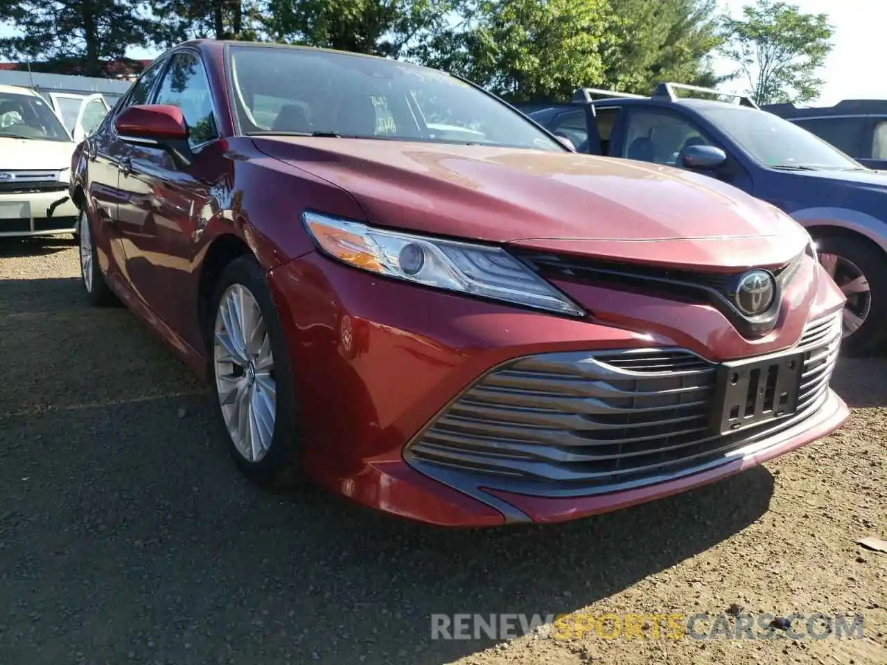 1 Photograph of a damaged car 4T1BZ1HK7KU507544 TOYOTA CAMRY 2019