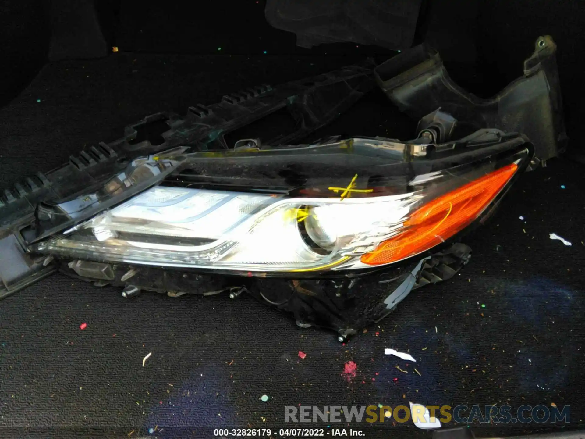 12 Photograph of a damaged car 4T1BZ1HK8KU022376 TOYOTA CAMRY 2019