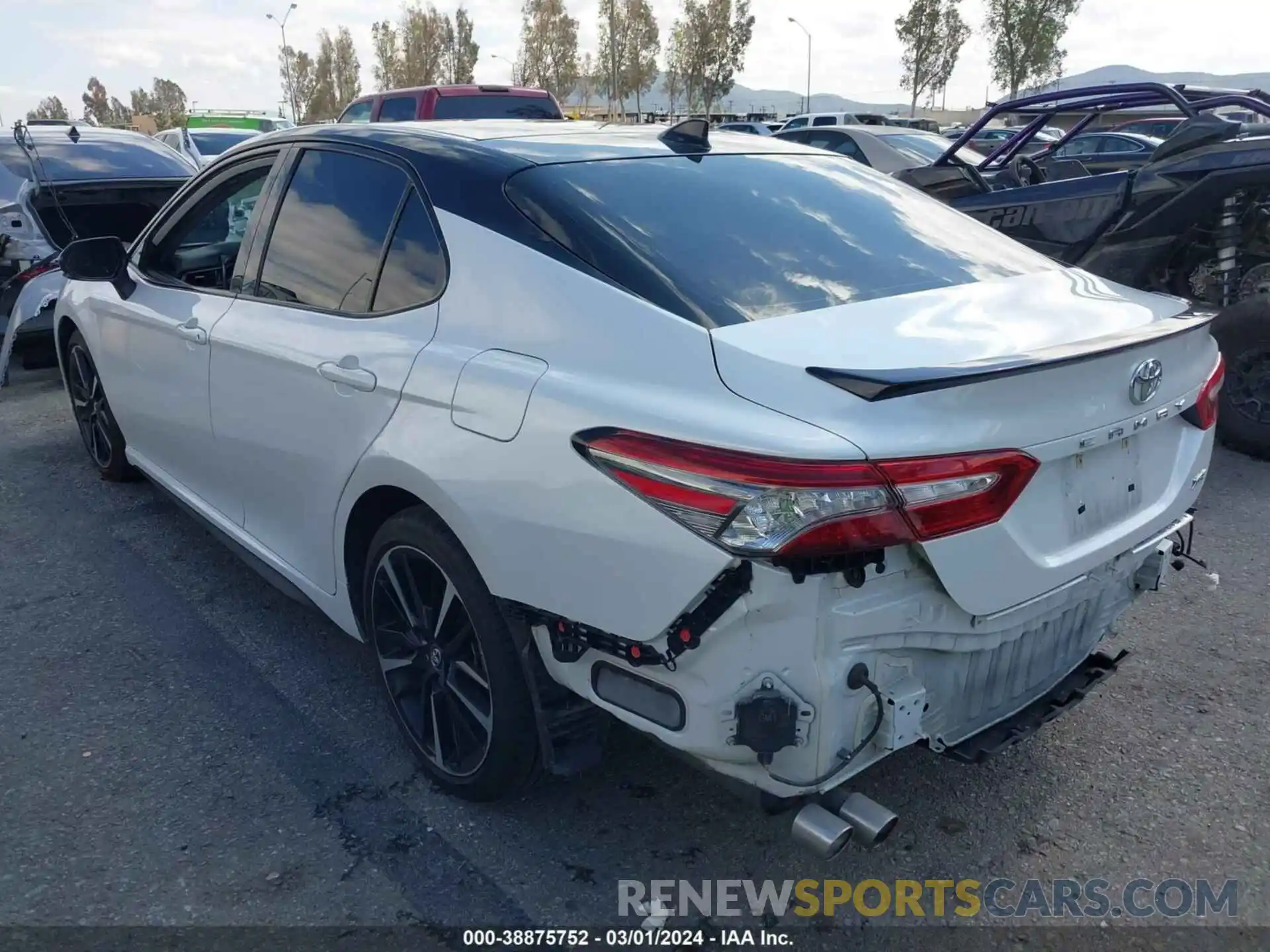 3 Photograph of a damaged car 4T1BZ1HK8KU023723 TOYOTA CAMRY 2019