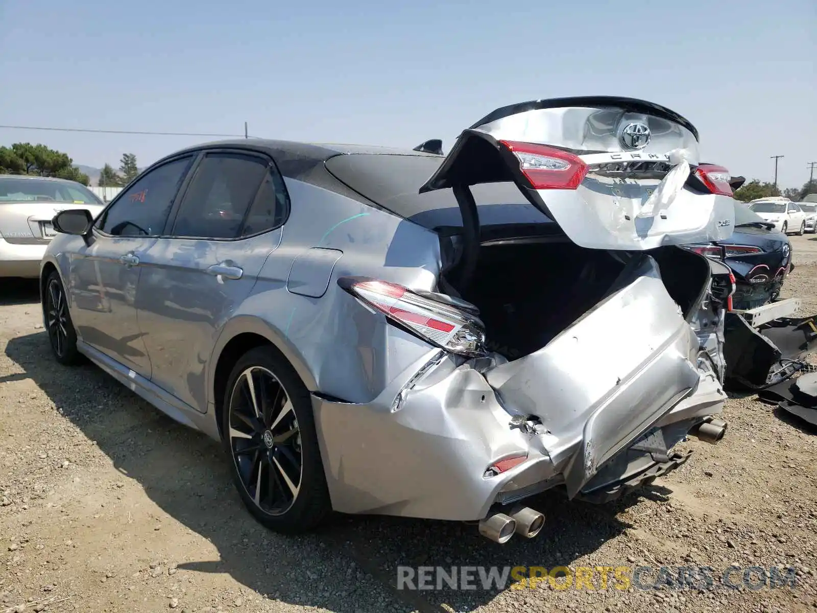 3 Photograph of a damaged car 4T1BZ1HK8KU025780 TOYOTA CAMRY 2019