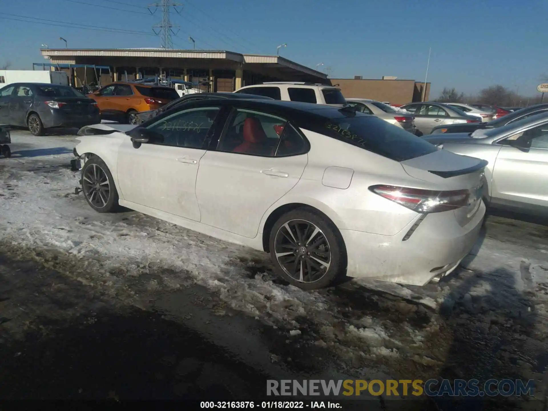 3 Photograph of a damaged car 4T1BZ1HK8KU025858 TOYOTA CAMRY 2019