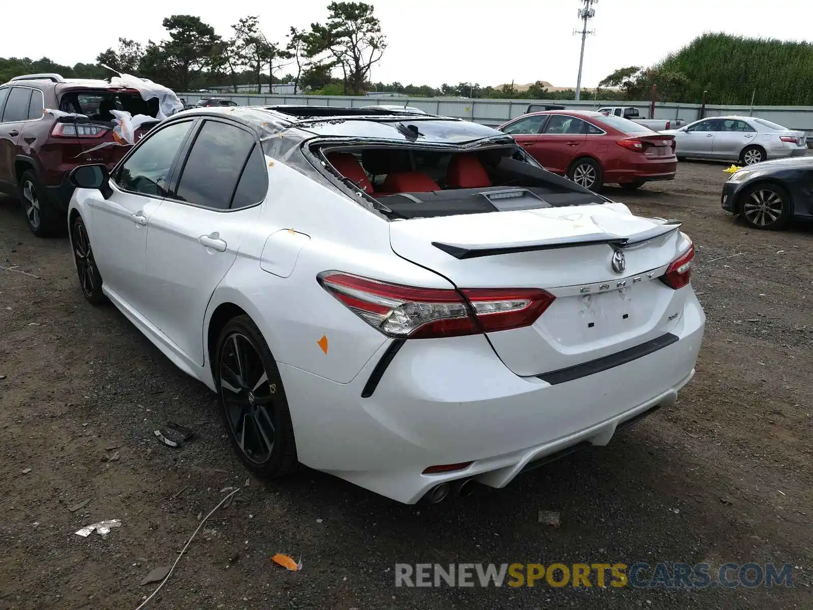 3 Photograph of a damaged car 4T1BZ1HK8KU026718 TOYOTA CAMRY 2019